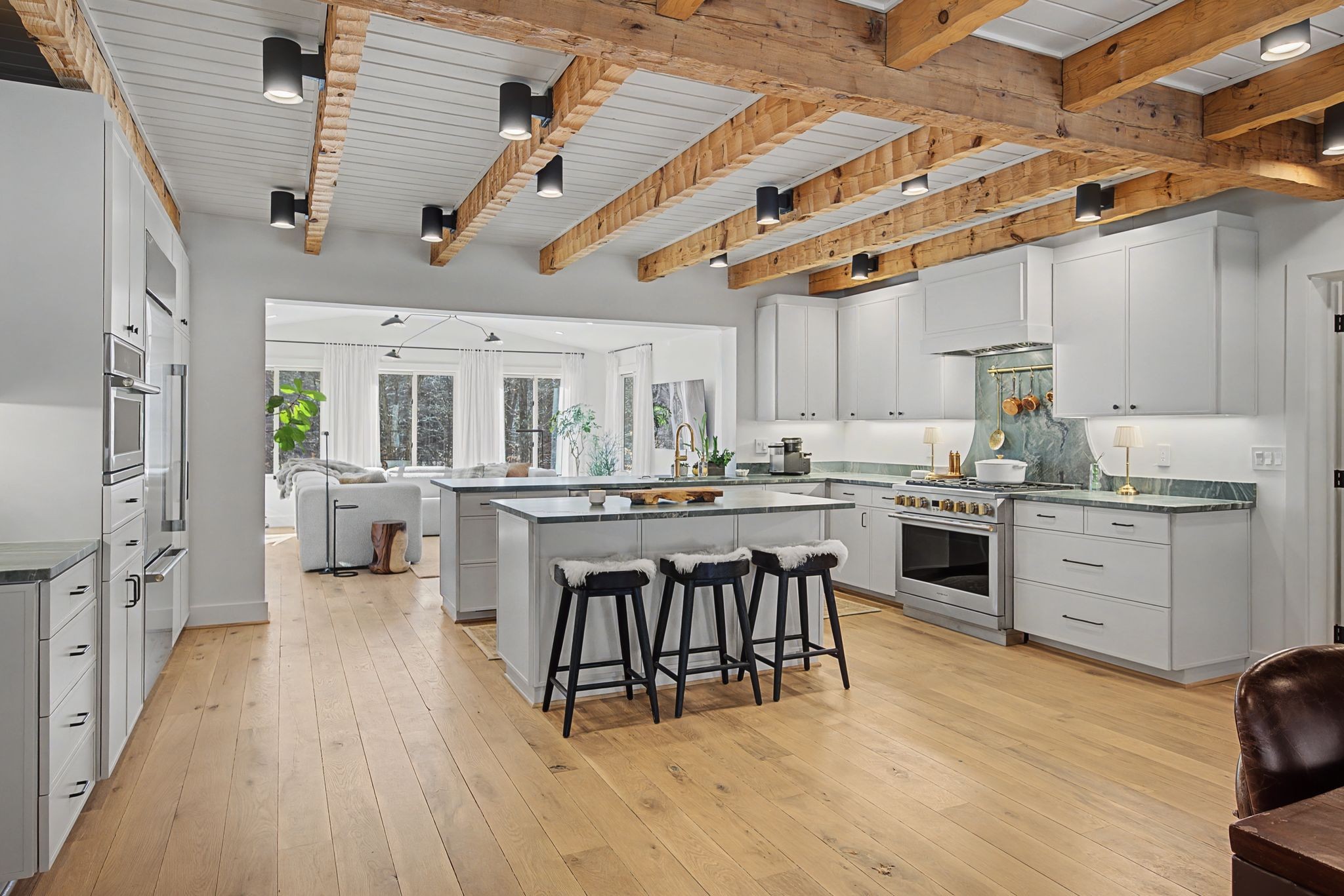 1165 Whippoorwill Dr