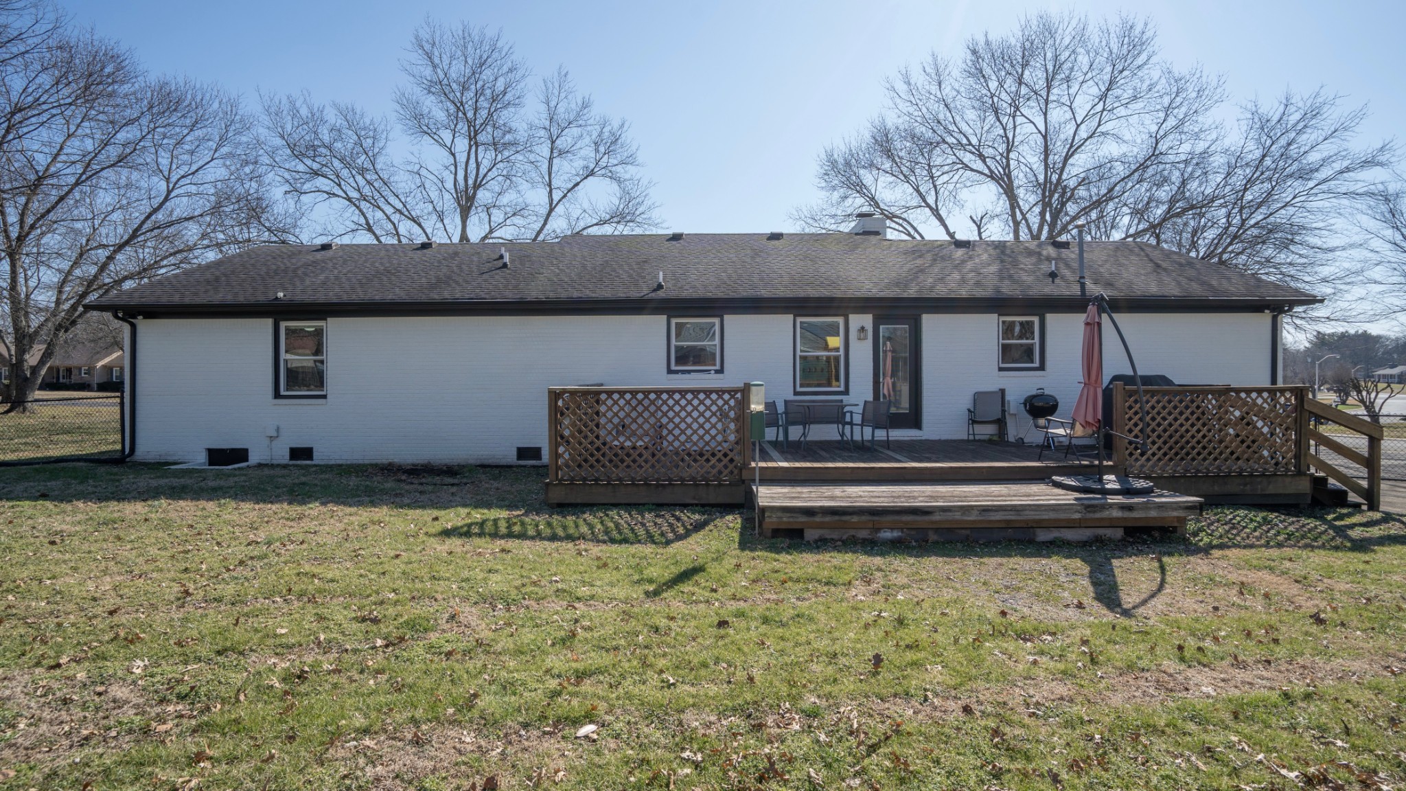 2331 Ravenwood Dr