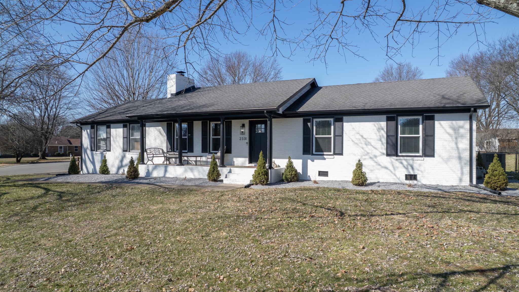 2331 Ravenwood Dr