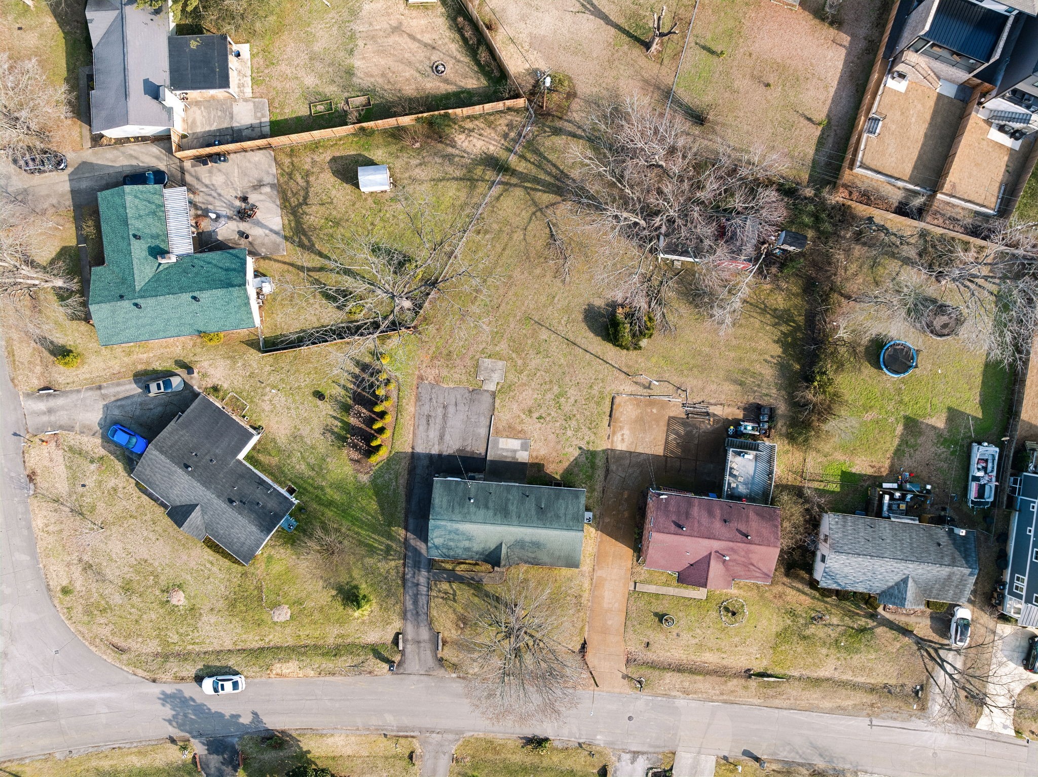 532 Landau Dr