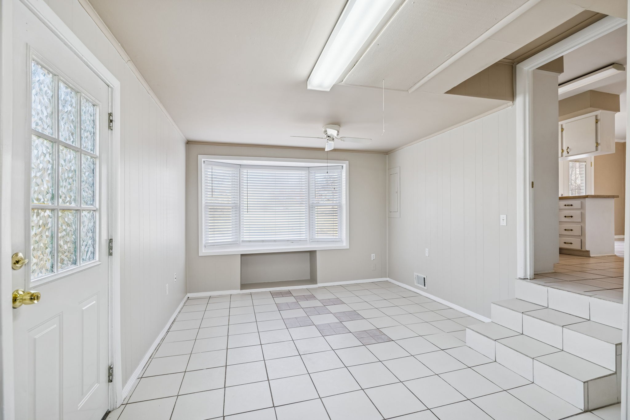 532 Landau Dr