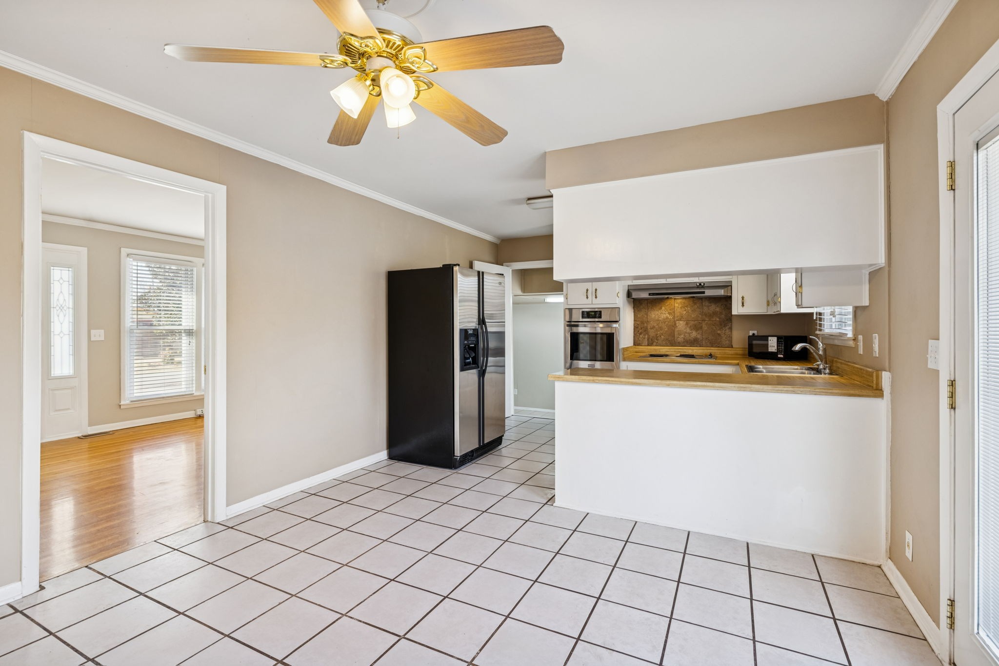 532 Landau Dr