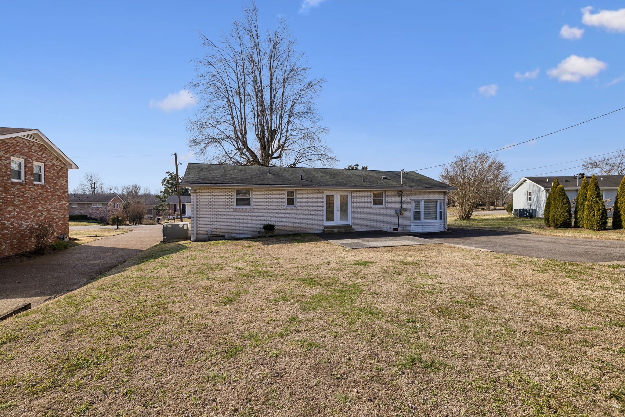 532 Landau Dr