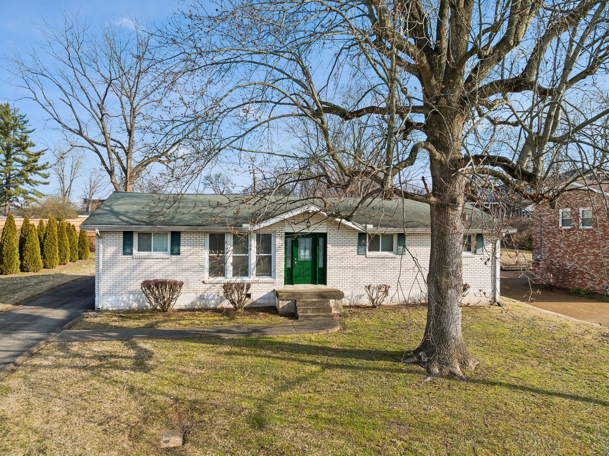 532 Landau Dr