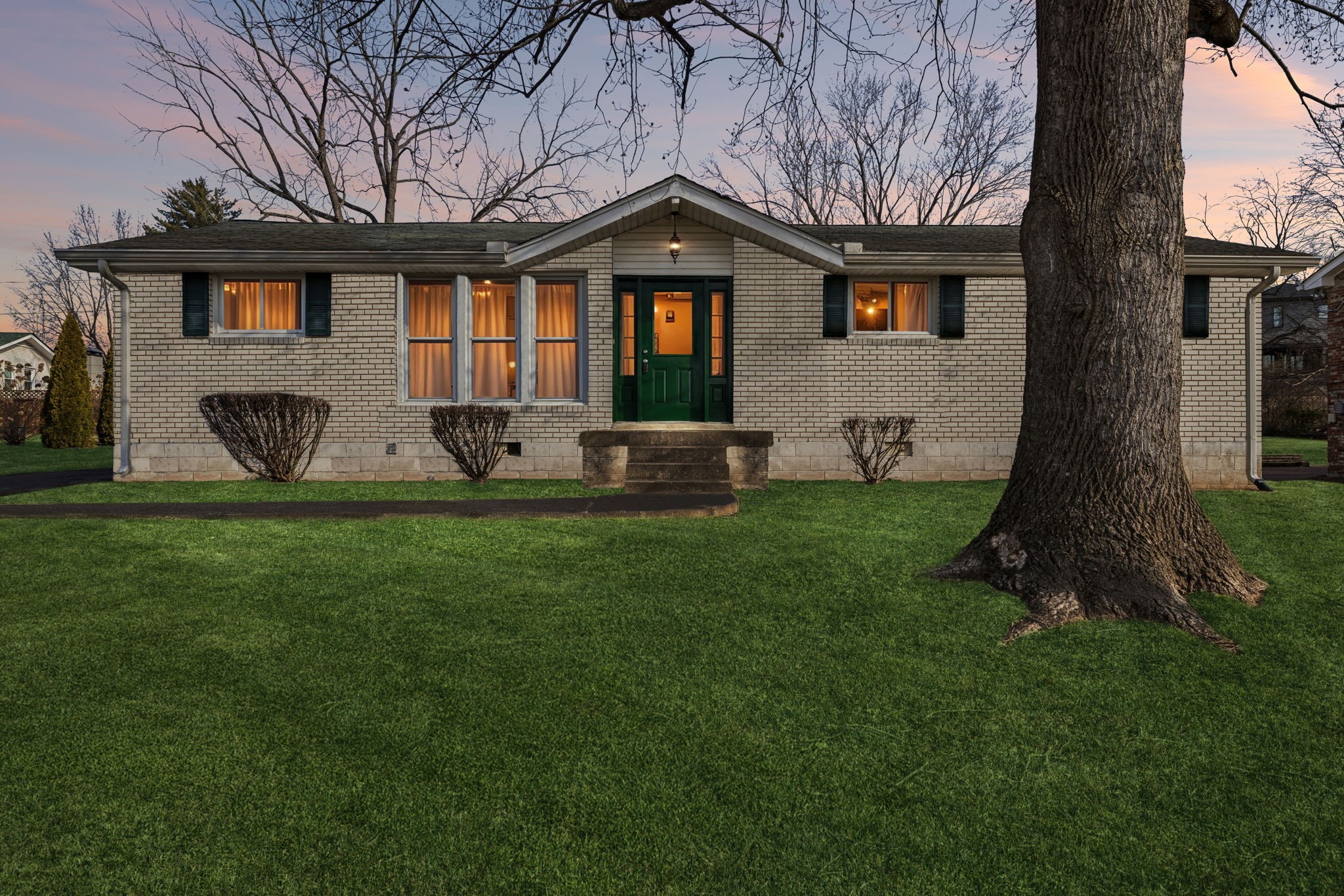 532 Landau Dr