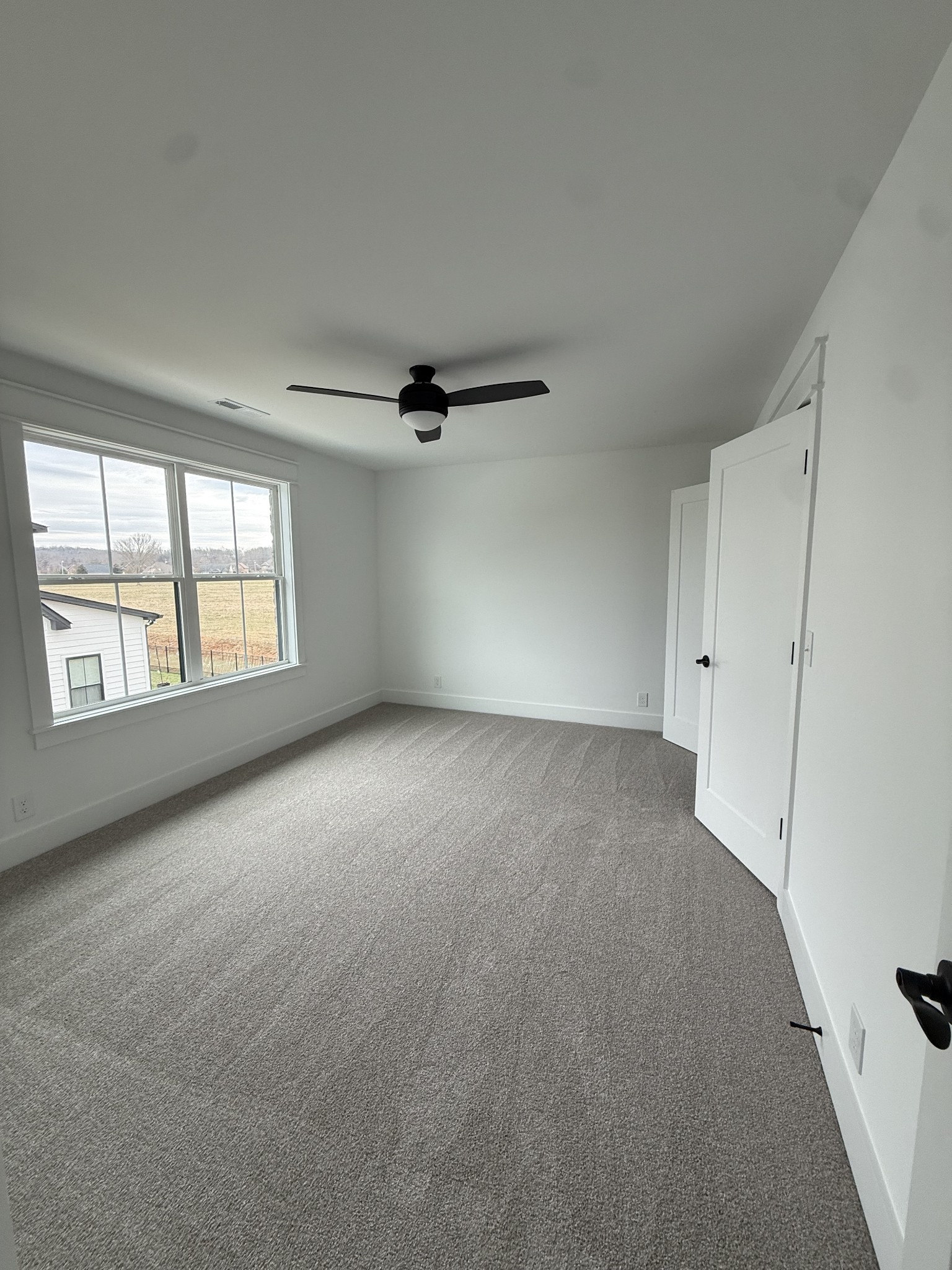 2631 Holly Springs Dr