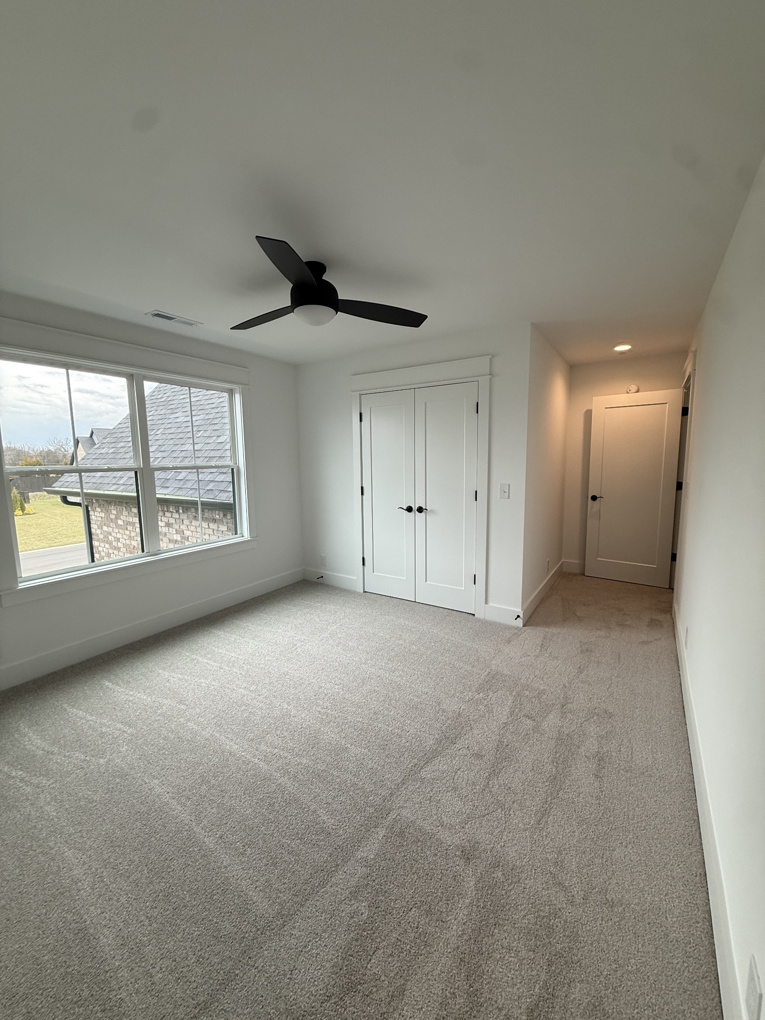 2631 Holly Springs Dr