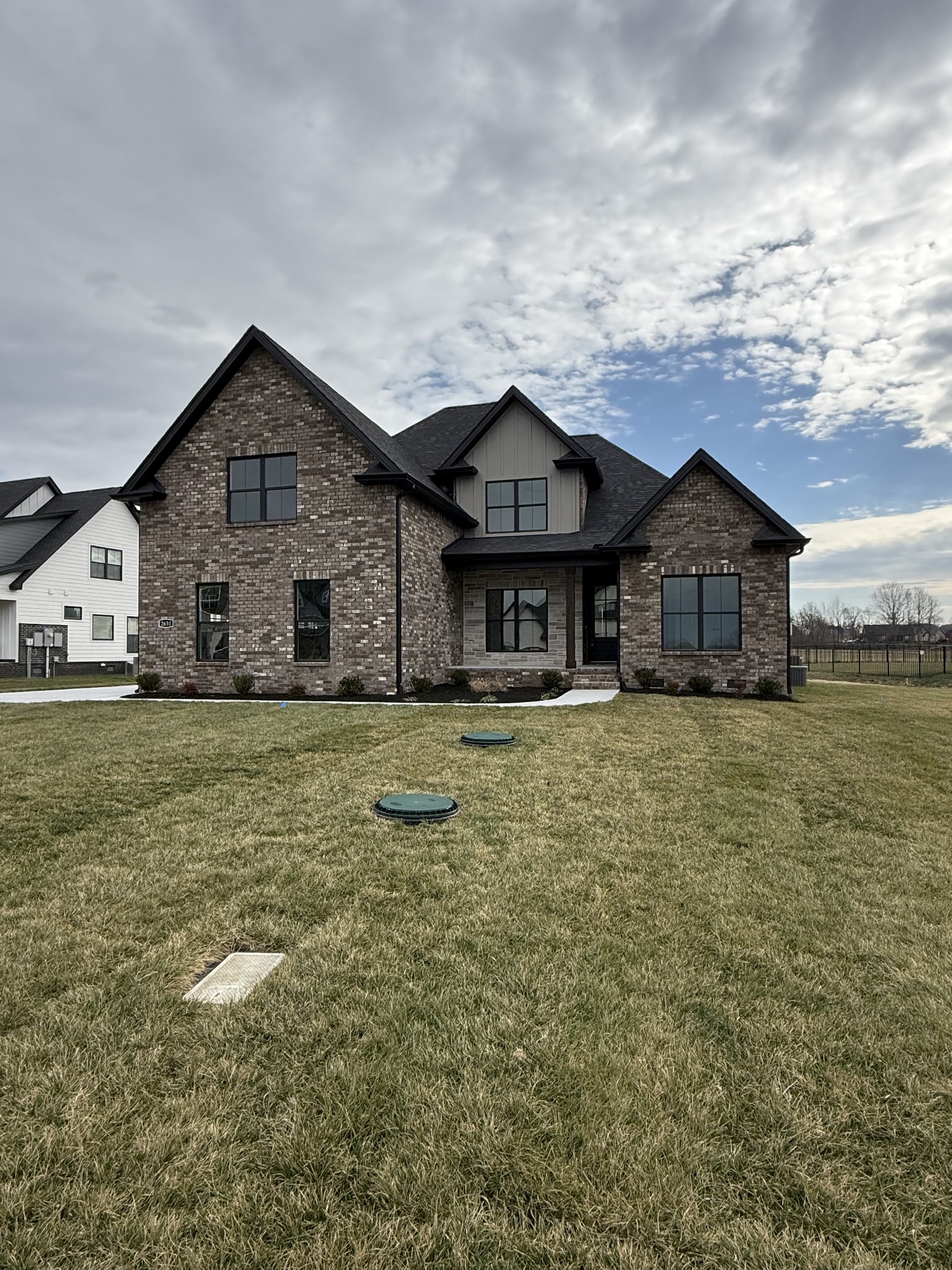 2631 Holly Springs Dr