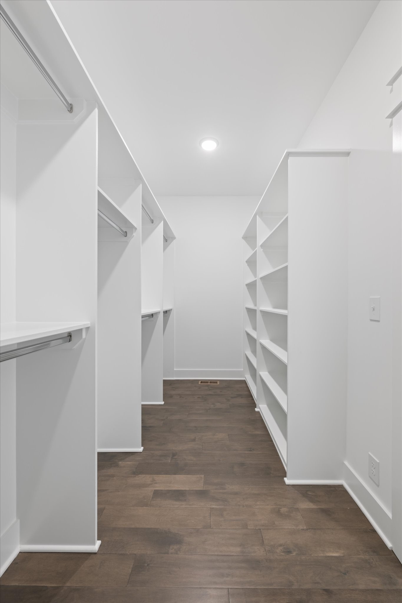 2631 Holly Springs Dr