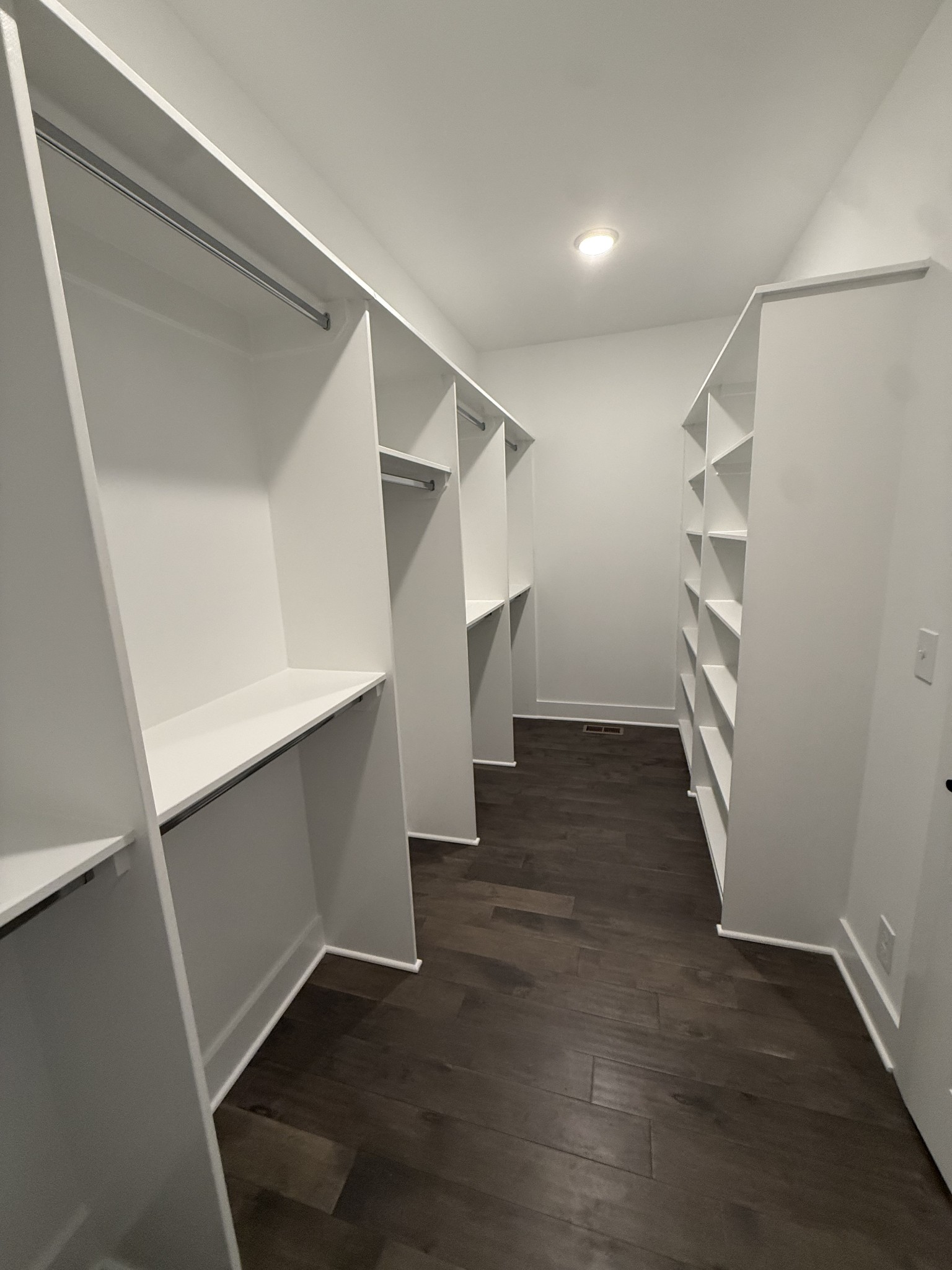 2631 Holly Springs Dr