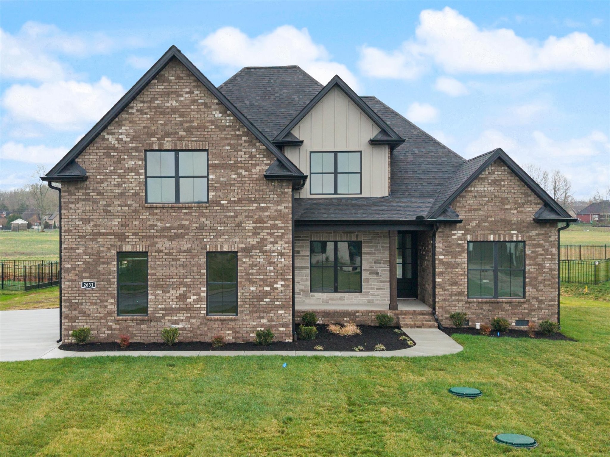 2631 Holly Springs Dr