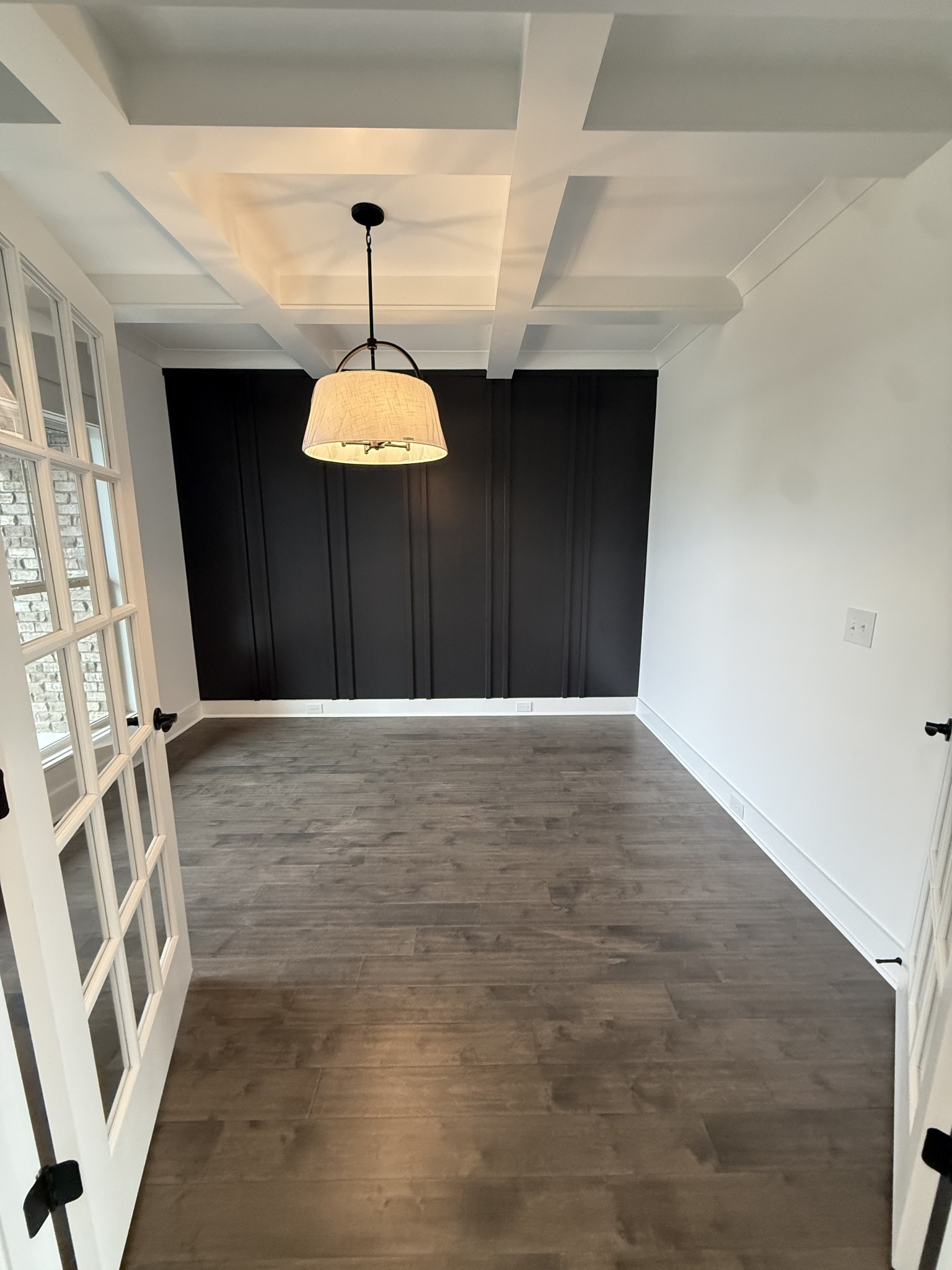 2631 Holly Springs Dr