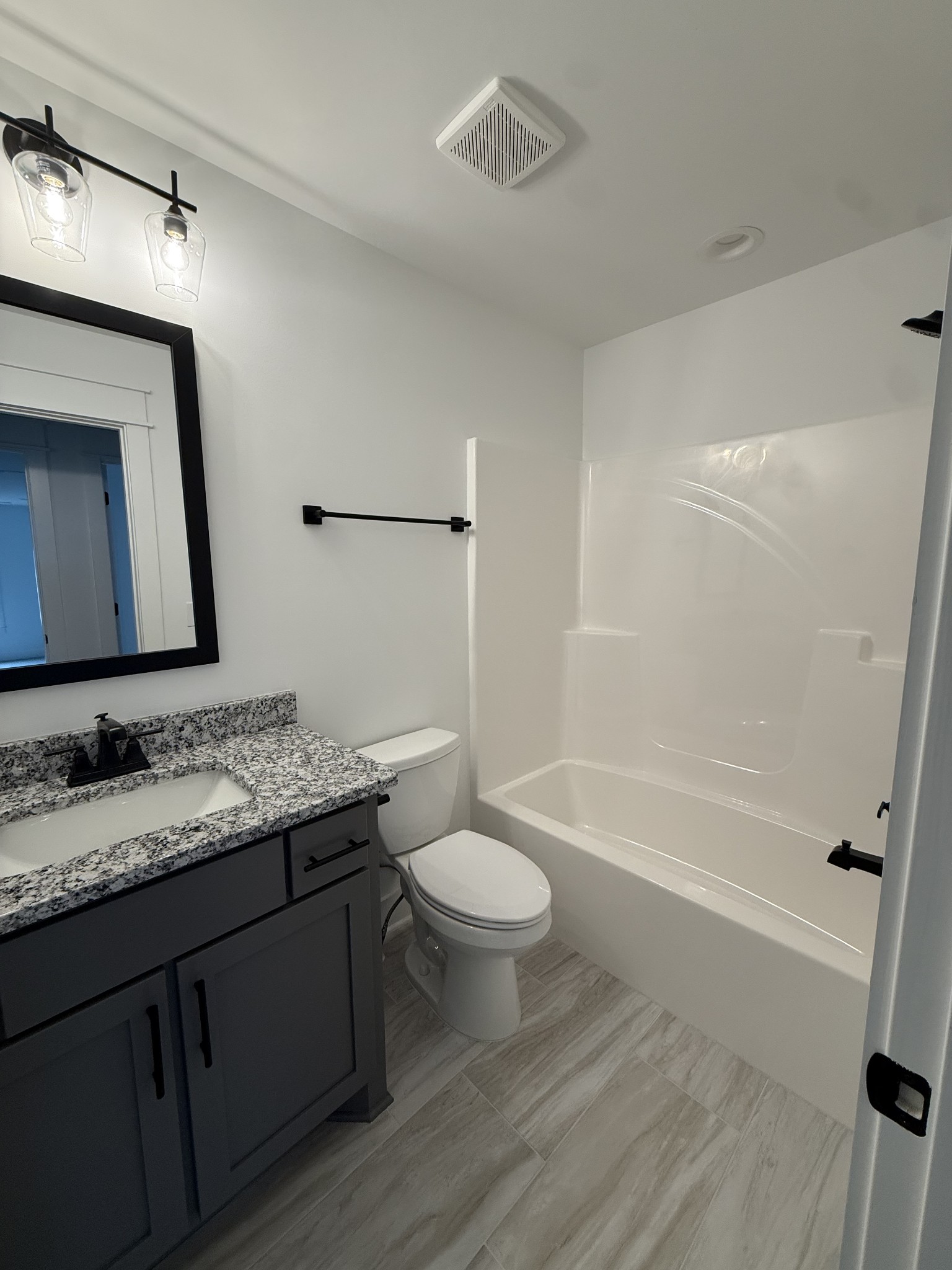 2631 Holly Springs Dr