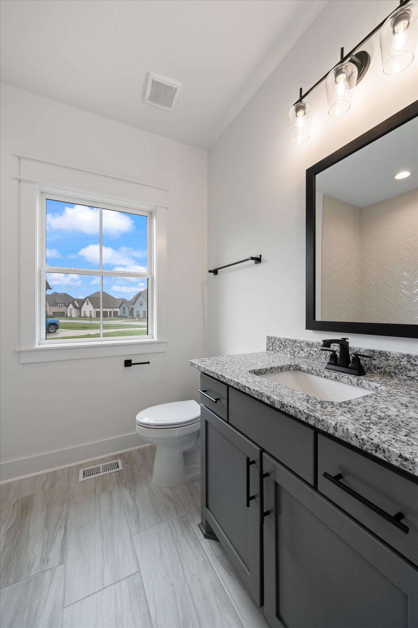 2631 Holly Springs Dr