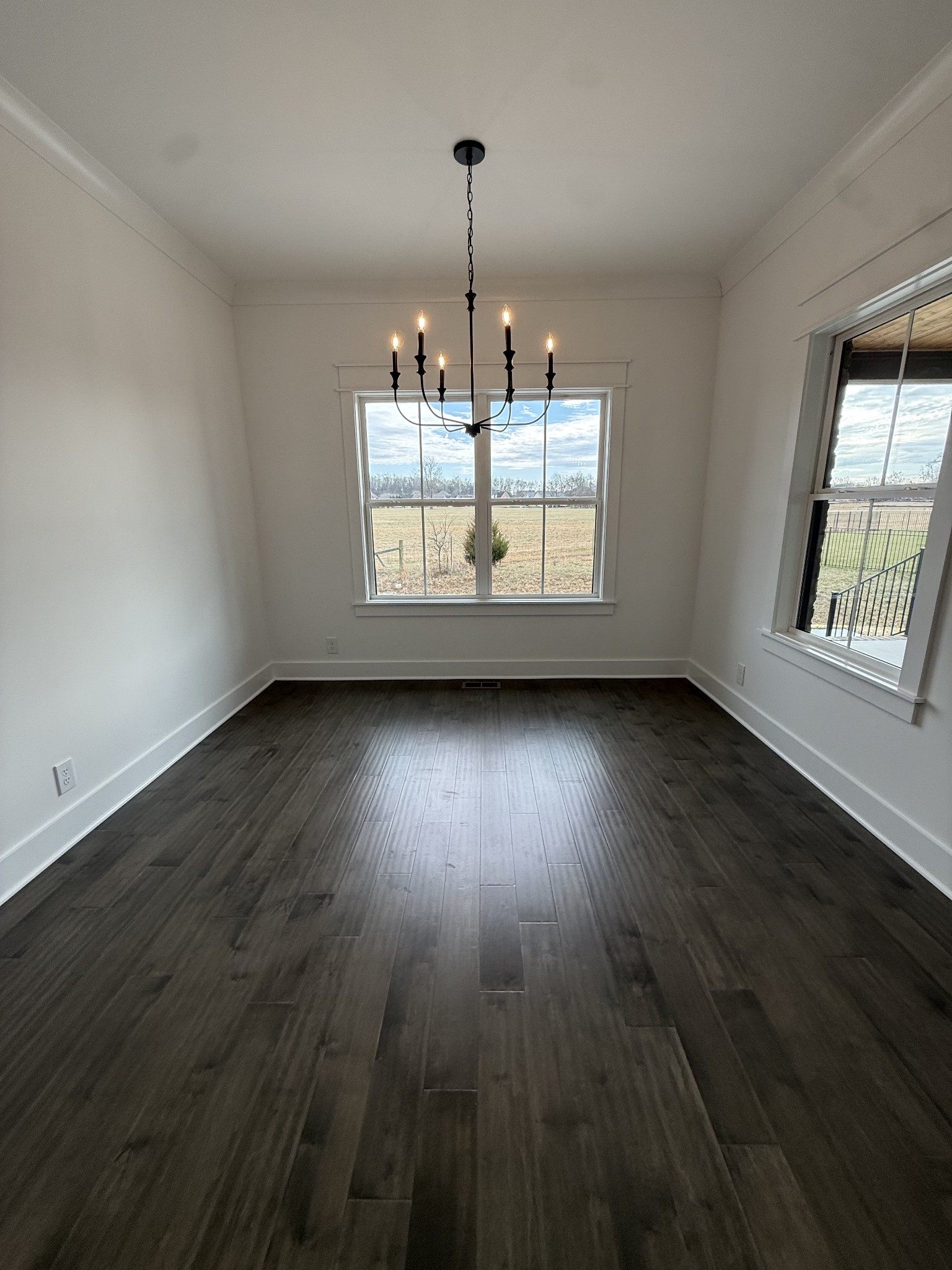 2631 Holly Springs Dr