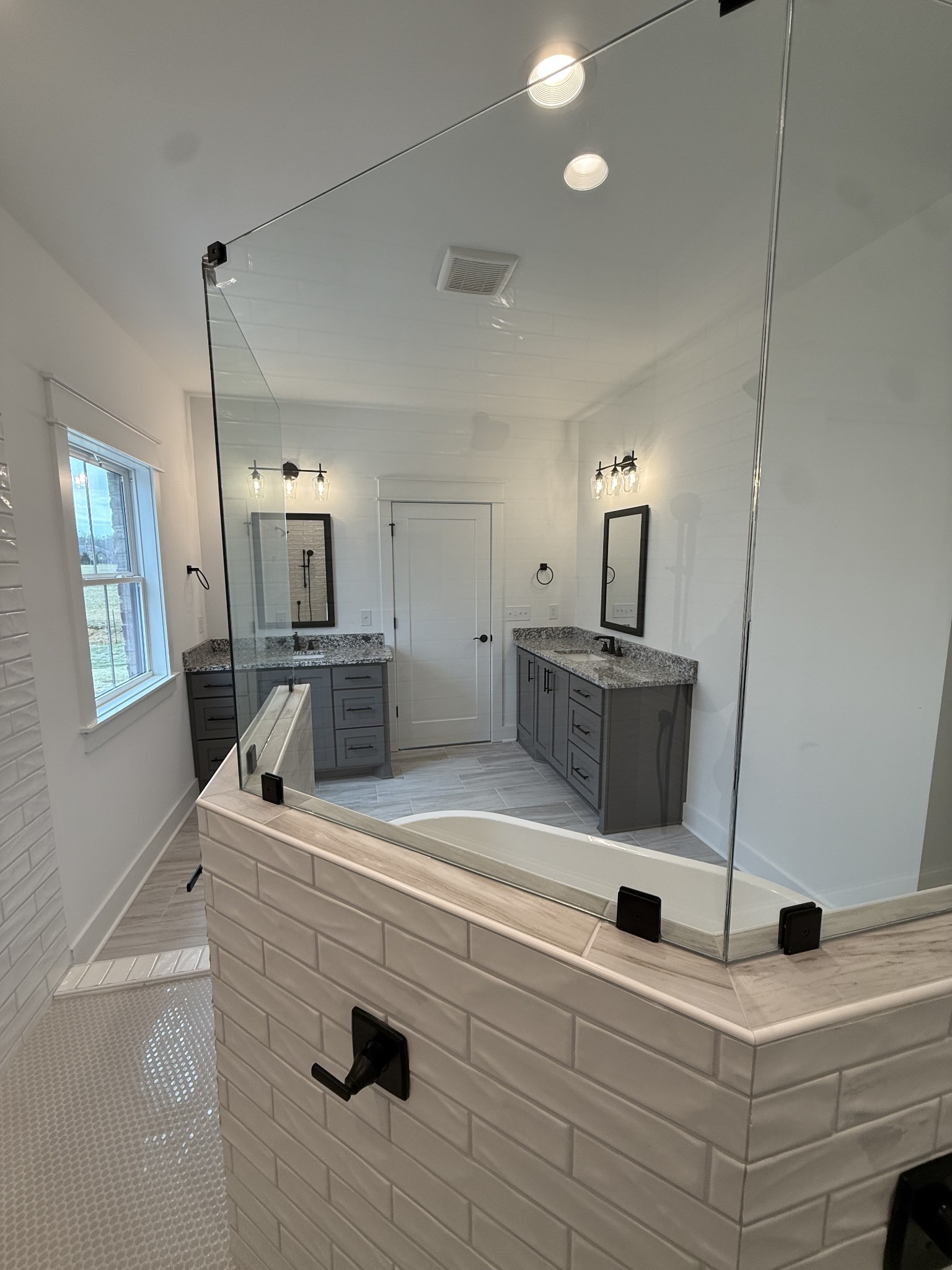 2631 Holly Springs Dr