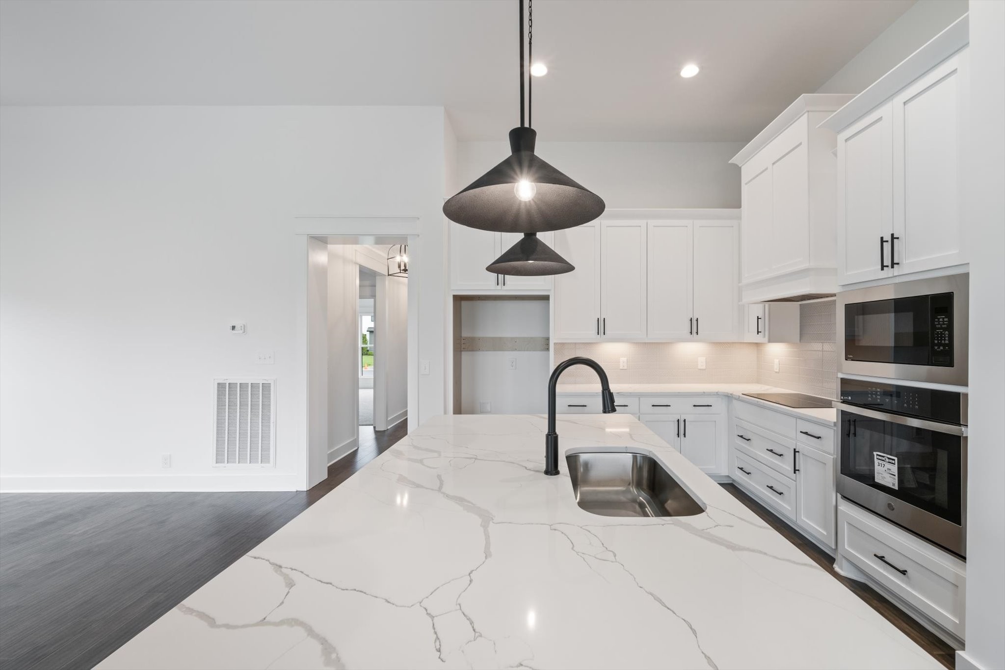 2631 Holly Springs Dr