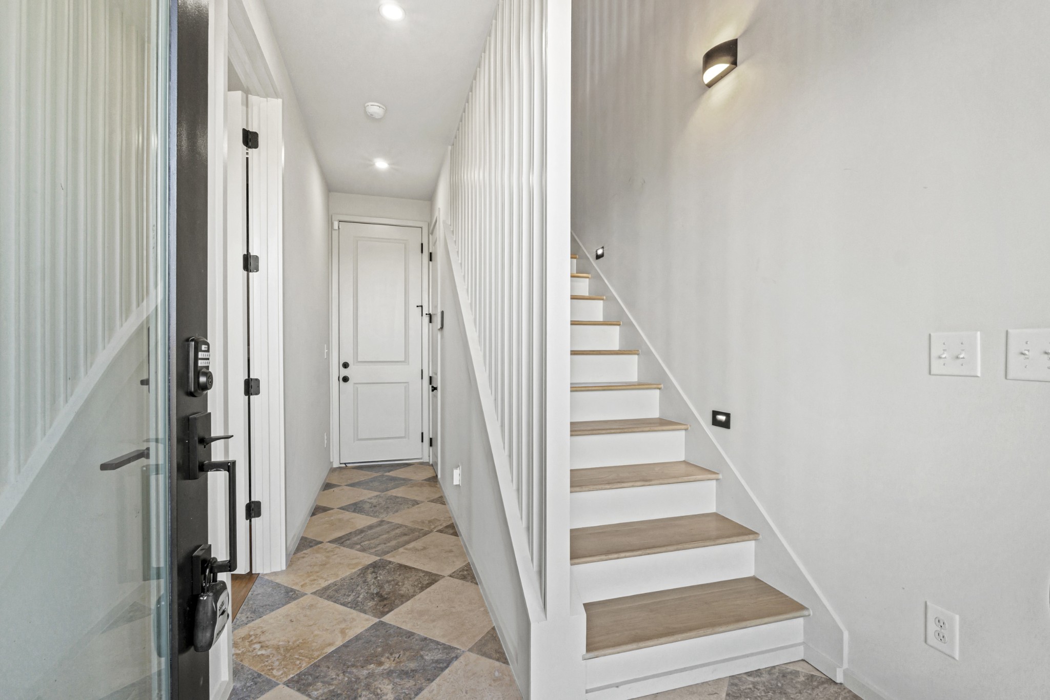 106 Grizzard Ave Unit: 7