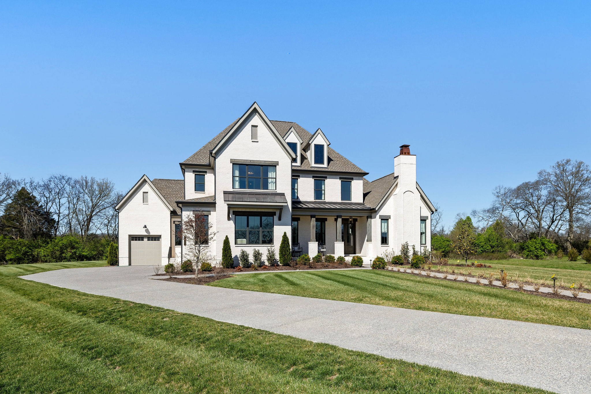 1003 Sinatra Drive