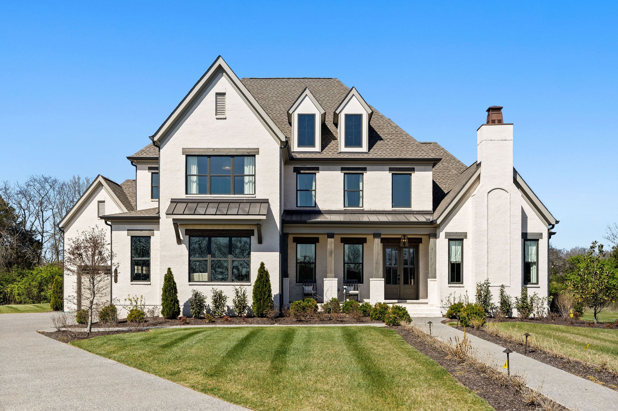 1003 Sinatra Drive
