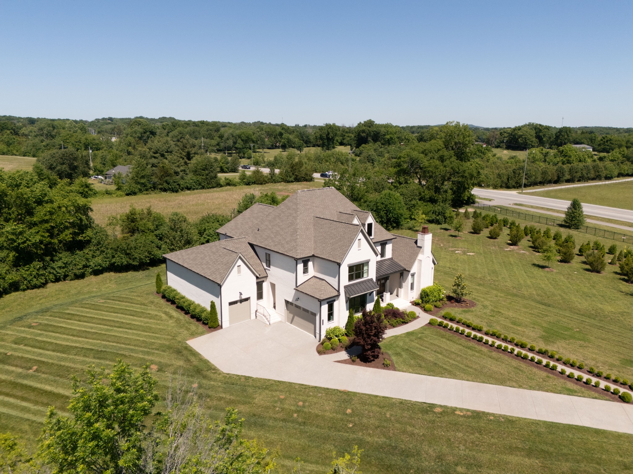 1003 Sinatra Drive