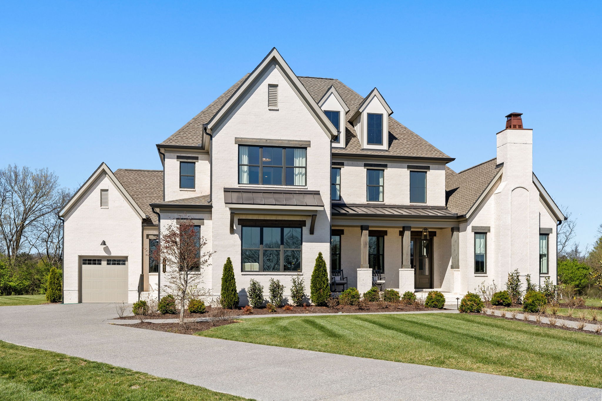 1003 Sinatra Drive