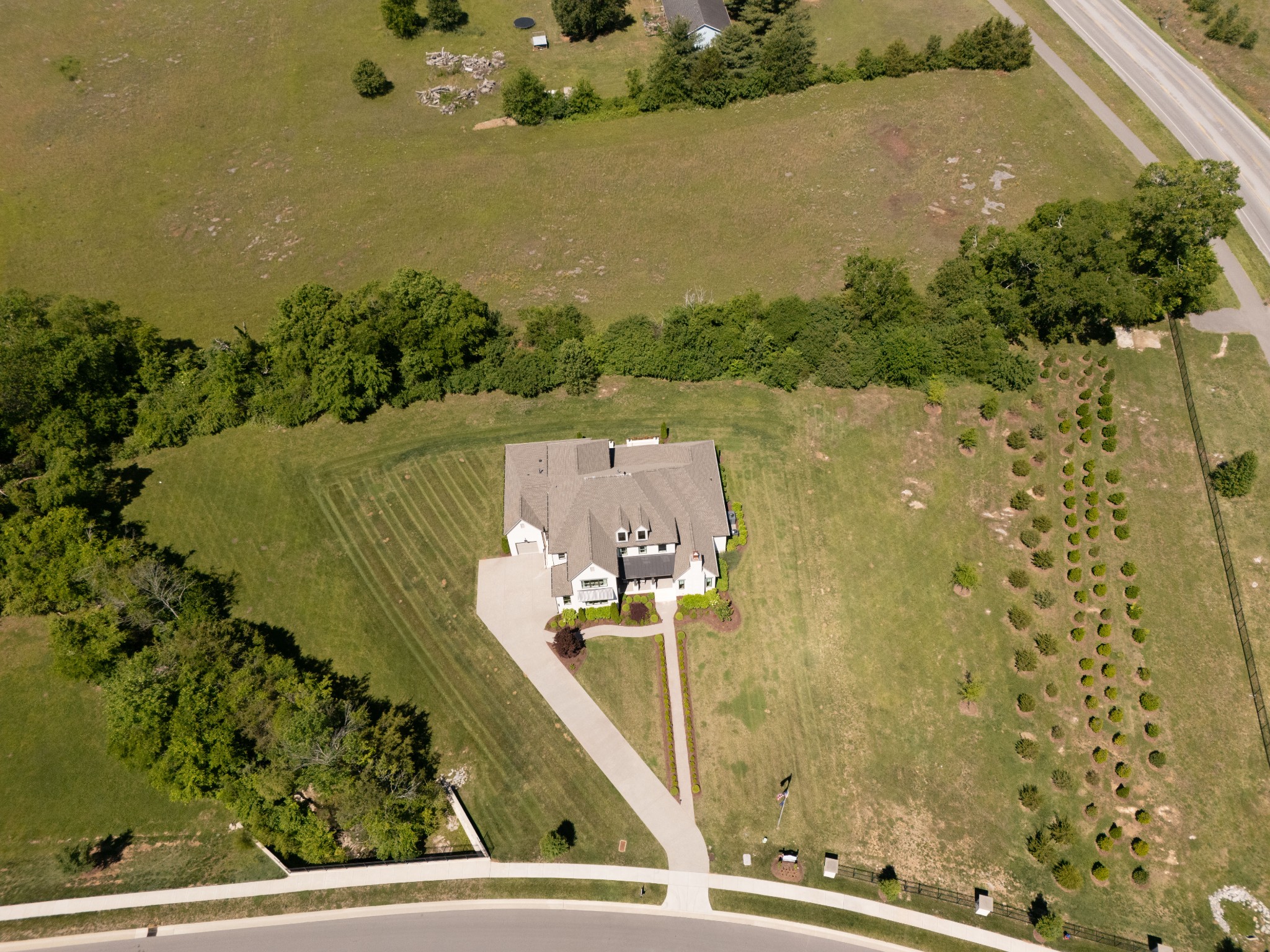 1003 Sinatra Drive