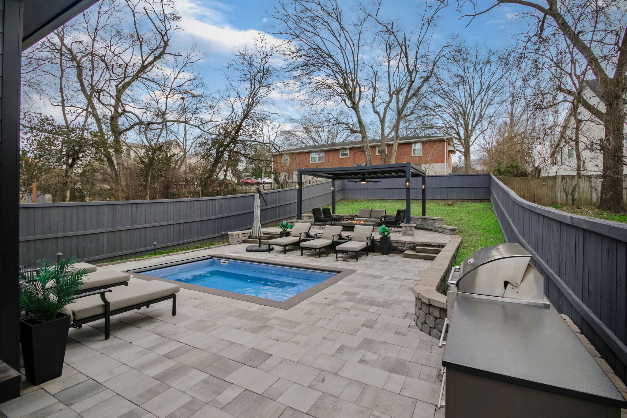 1217B Battlefield Dr