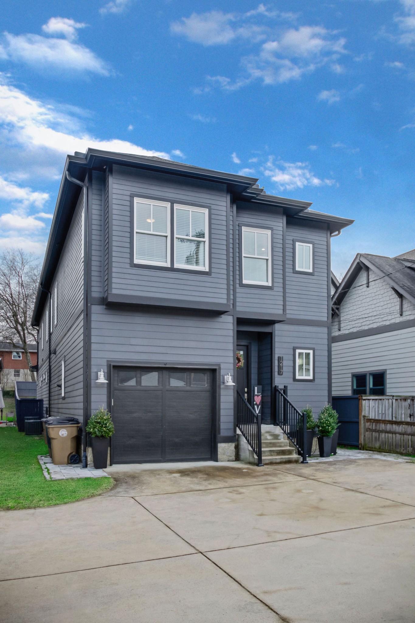 1217B Battlefield Dr