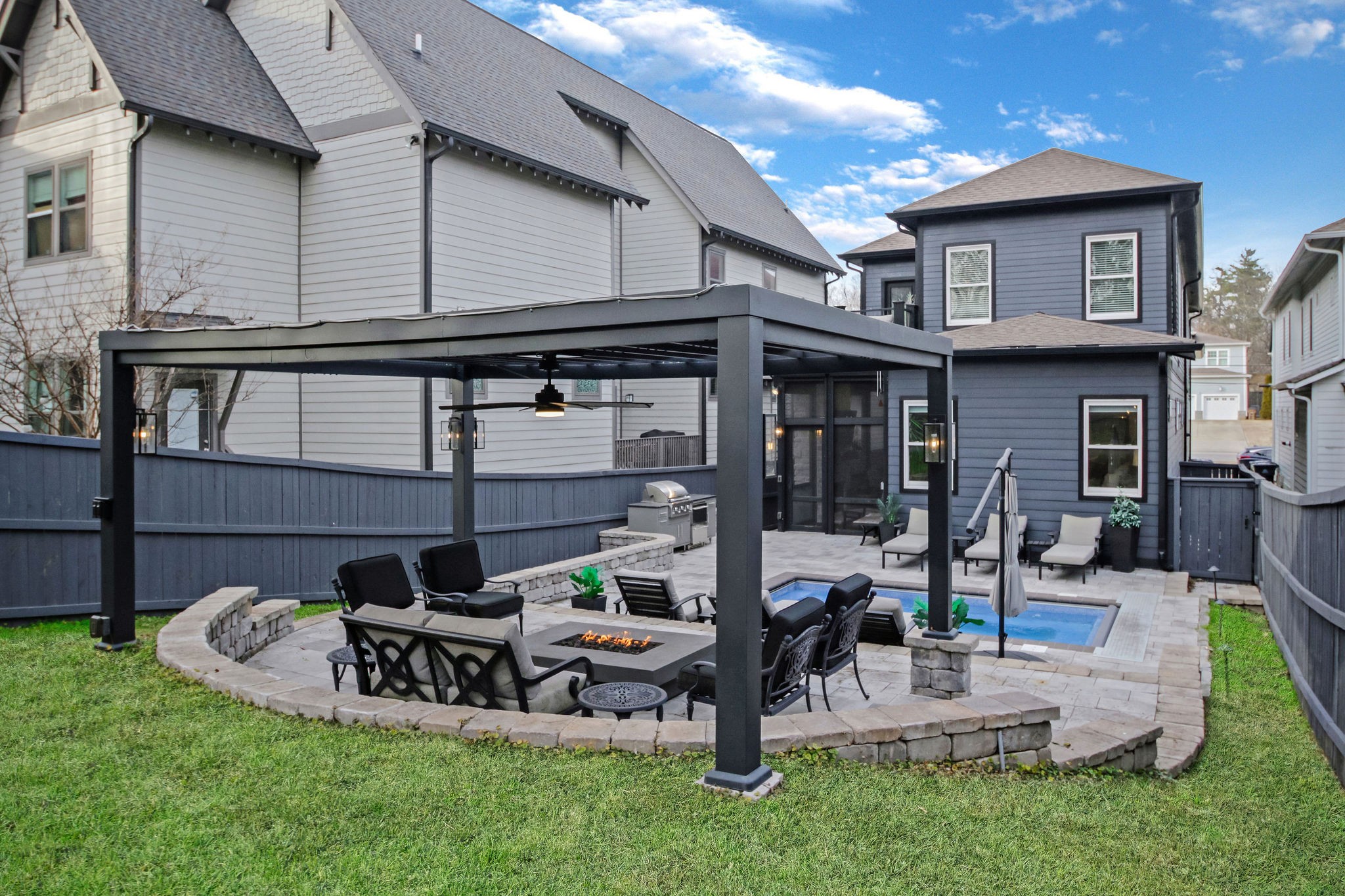 1217B Battlefield Dr