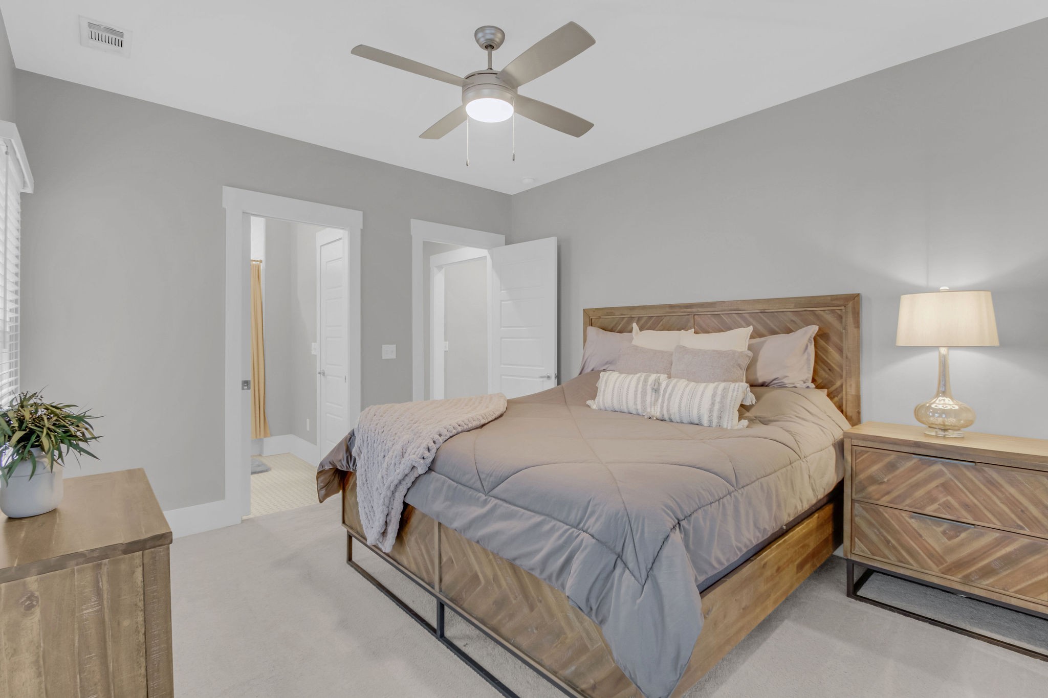 1217B Battlefield Dr