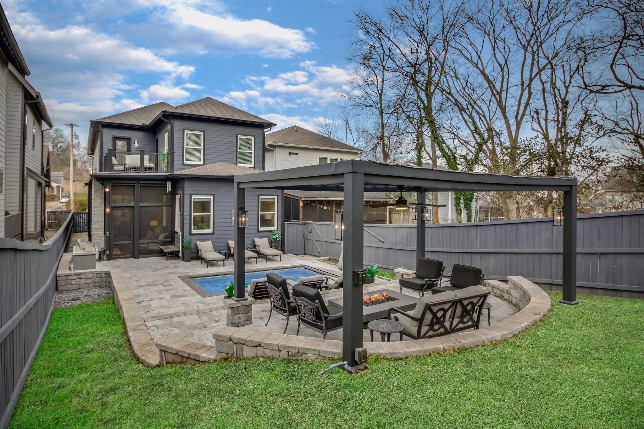 1217B Battlefield Dr