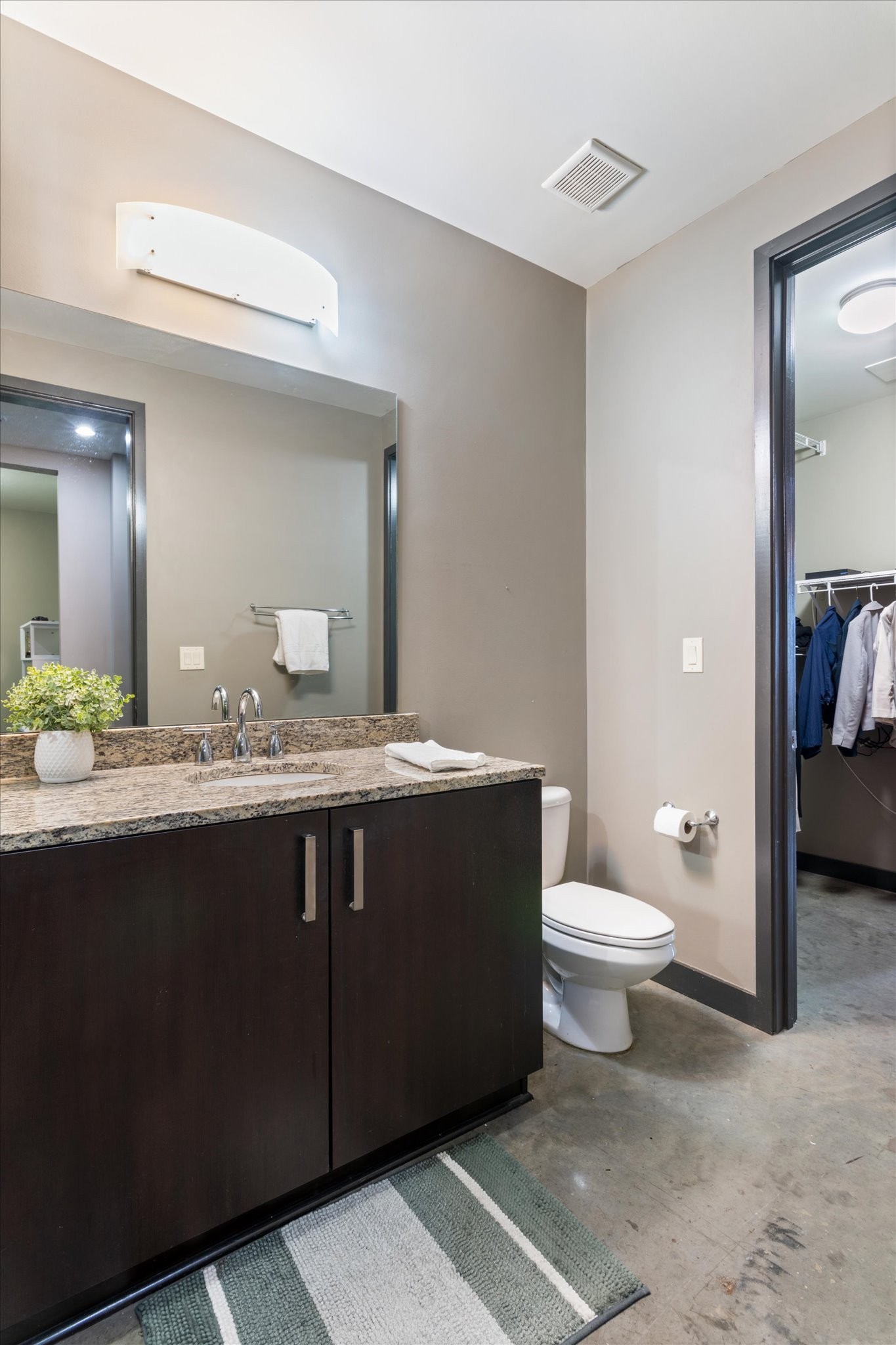 1510 Demonbreun St Unit: 706