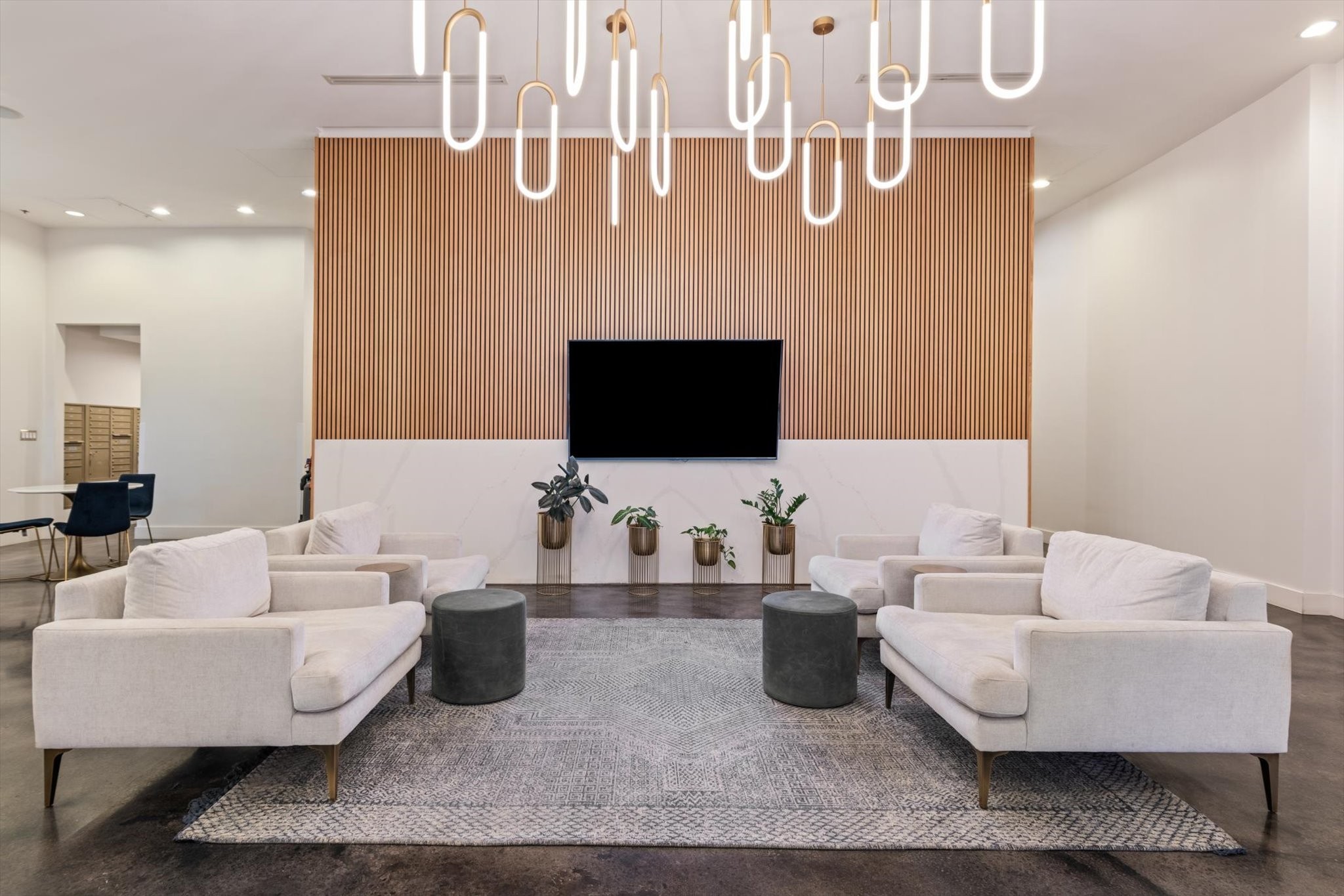 1510 Demonbreun St Unit: 706