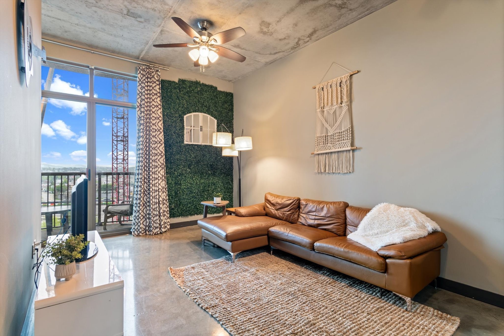 1510 Demonbreun St Unit: 706