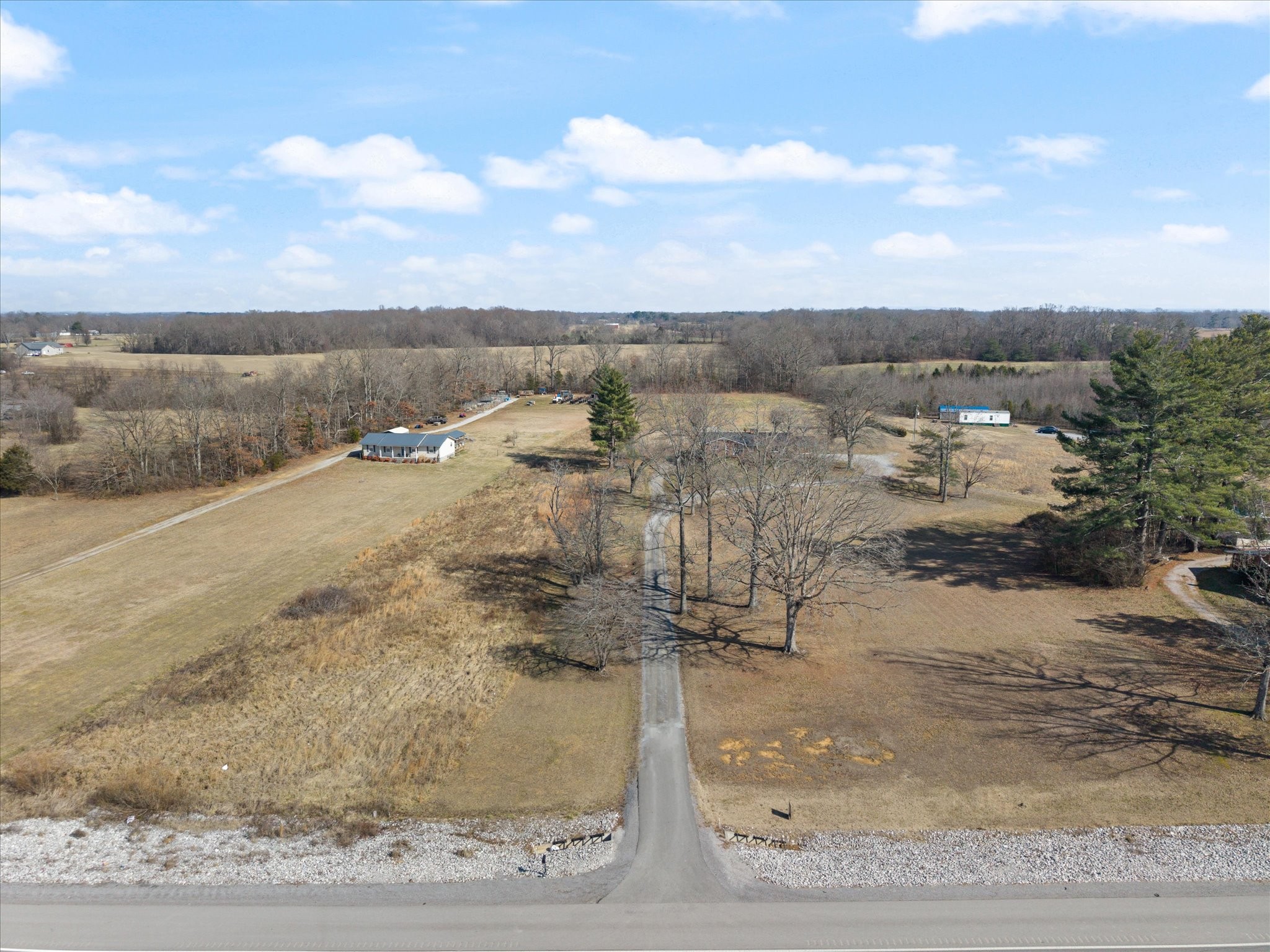 11540 Smithville Hwy