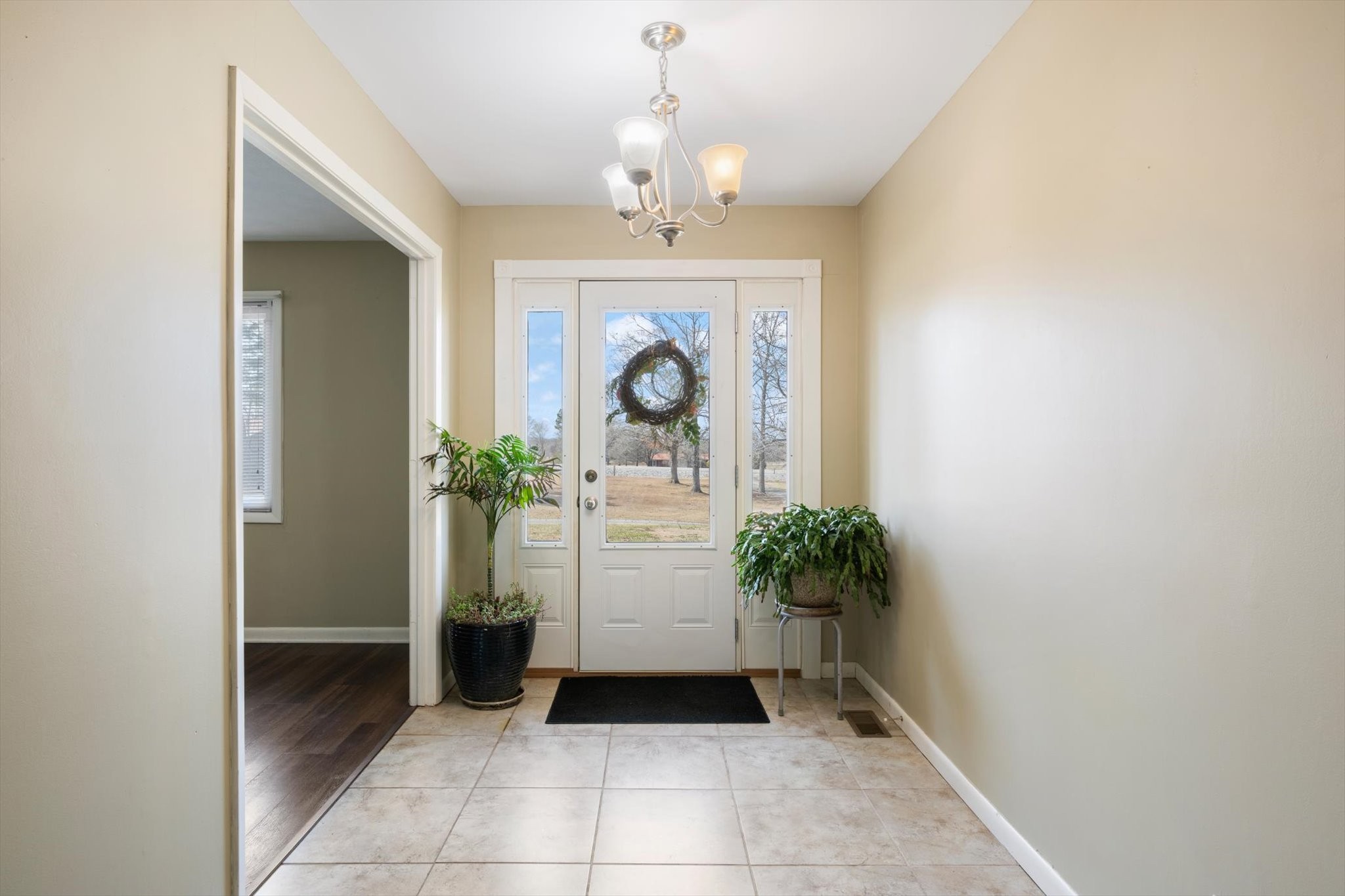 11540 Smithville Hwy