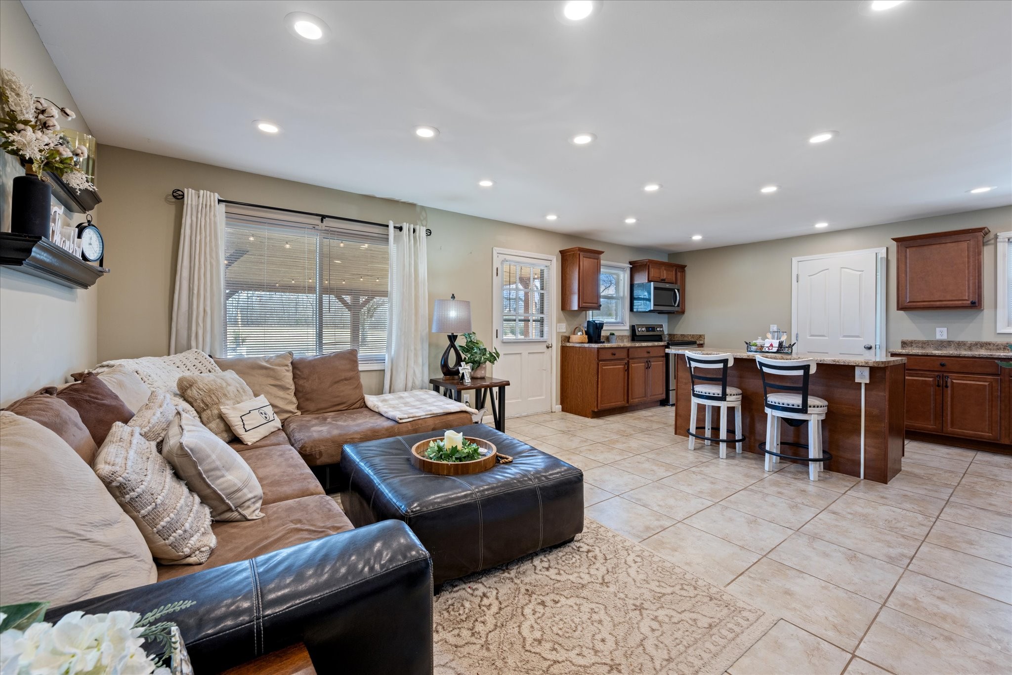 11540 Smithville Hwy