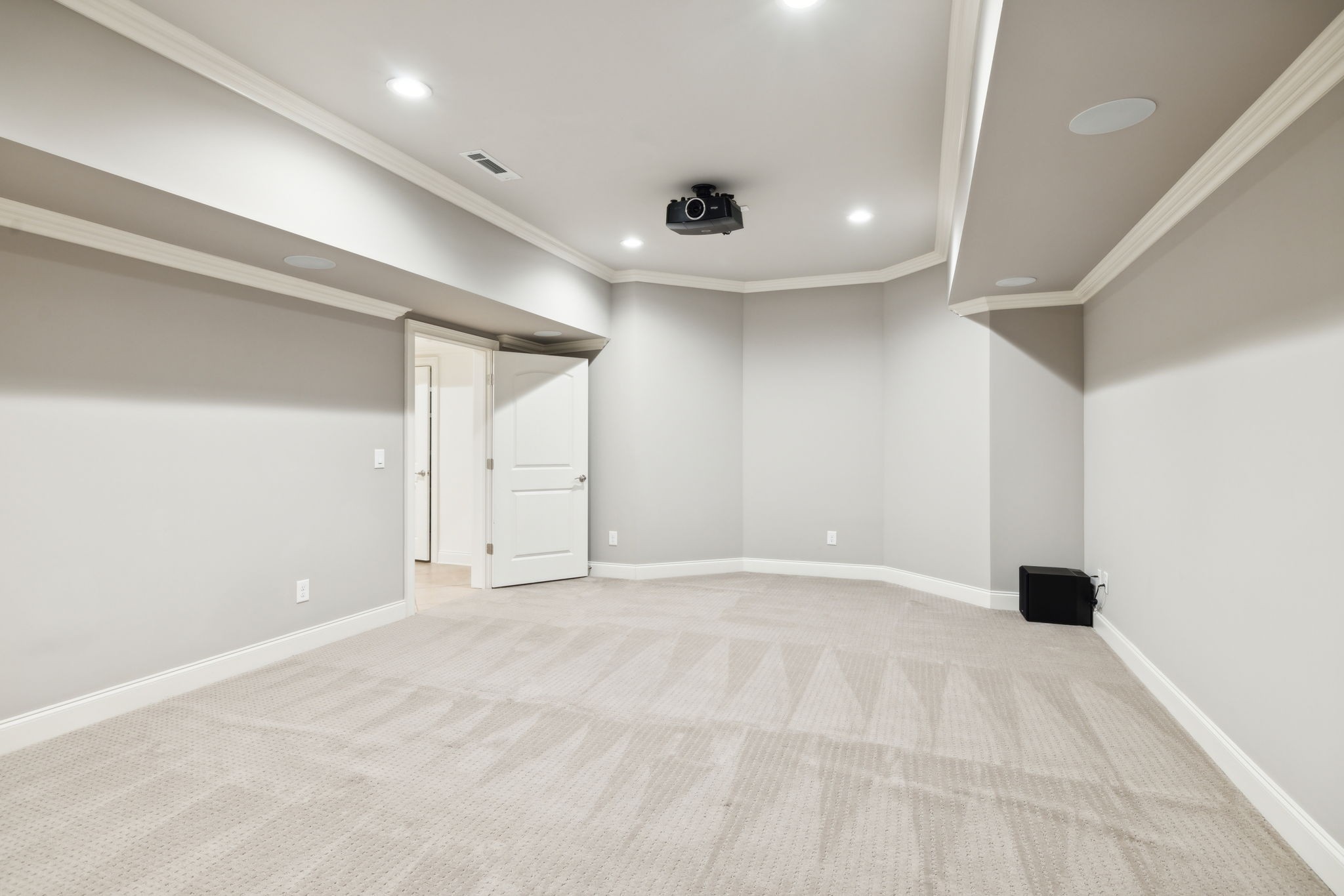 9559 Hampton Reserve Dr