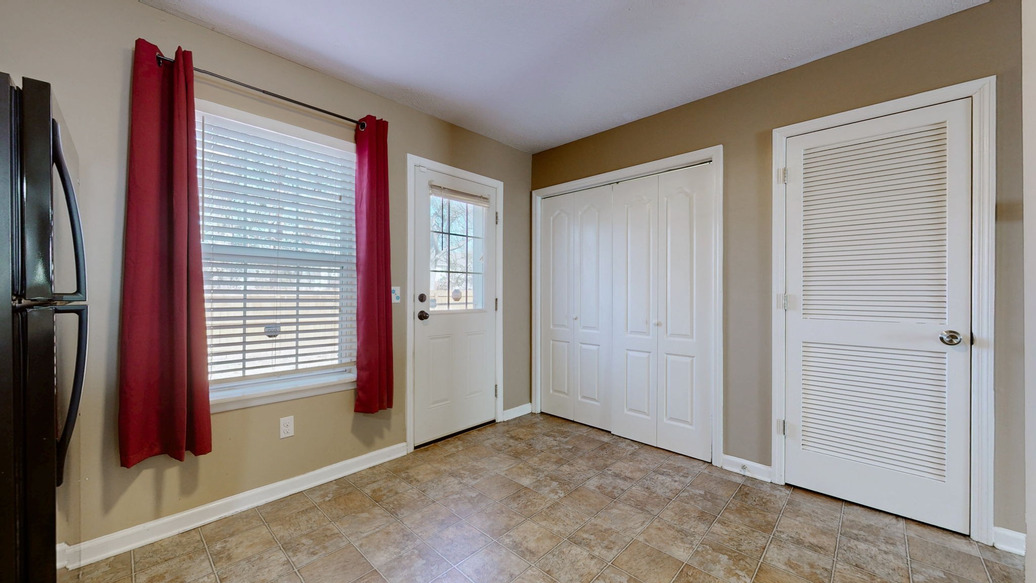 1641 Center Pointe Dr