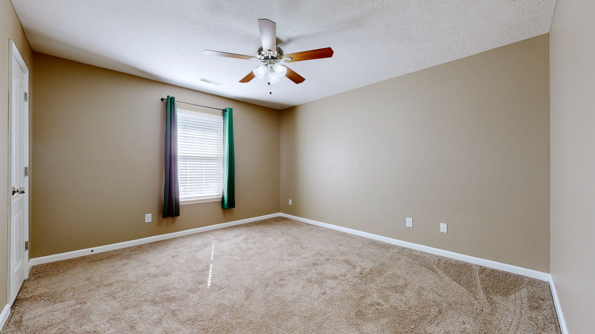 1641 Center Pointe Dr