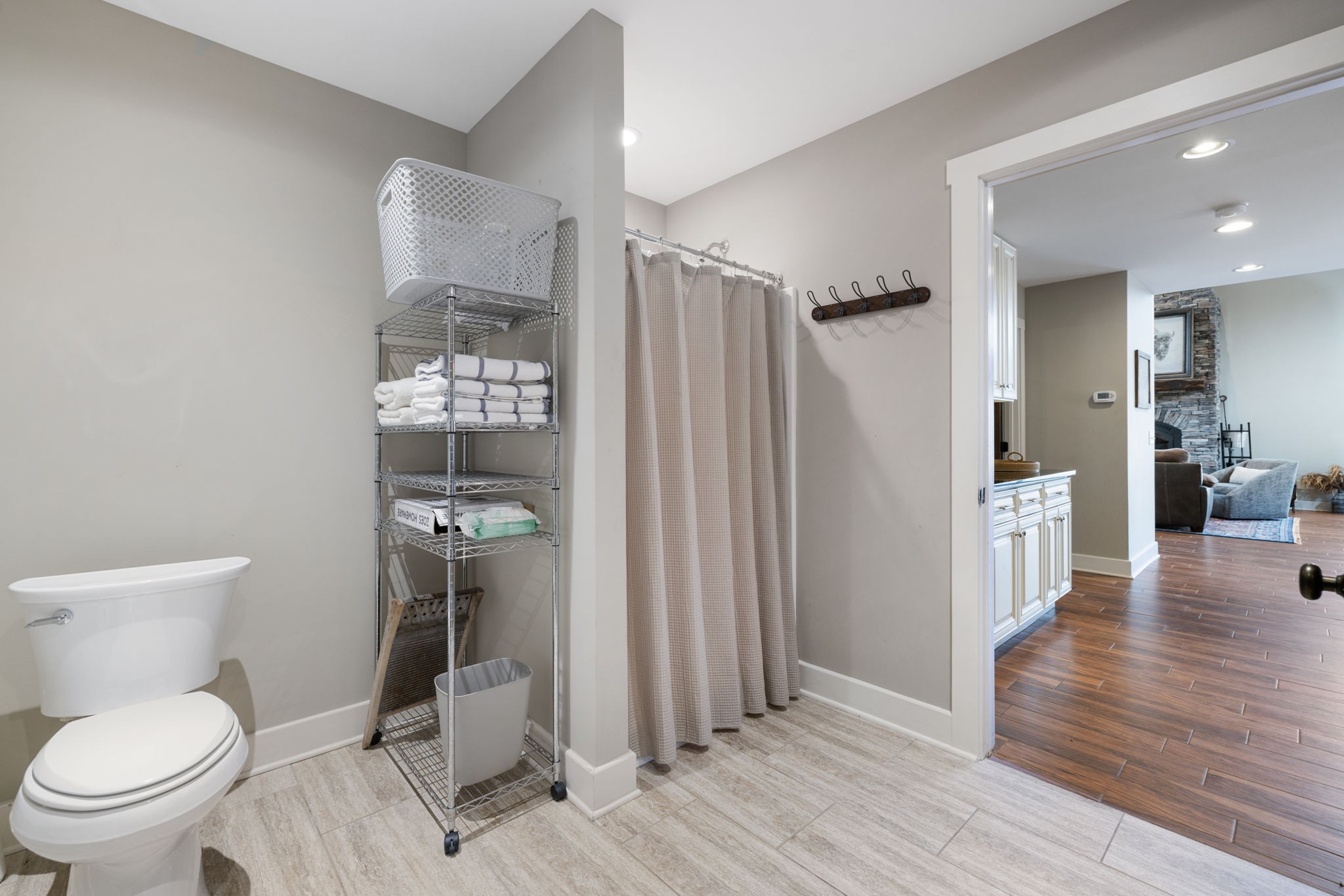 3888 Coleman Hill Rd