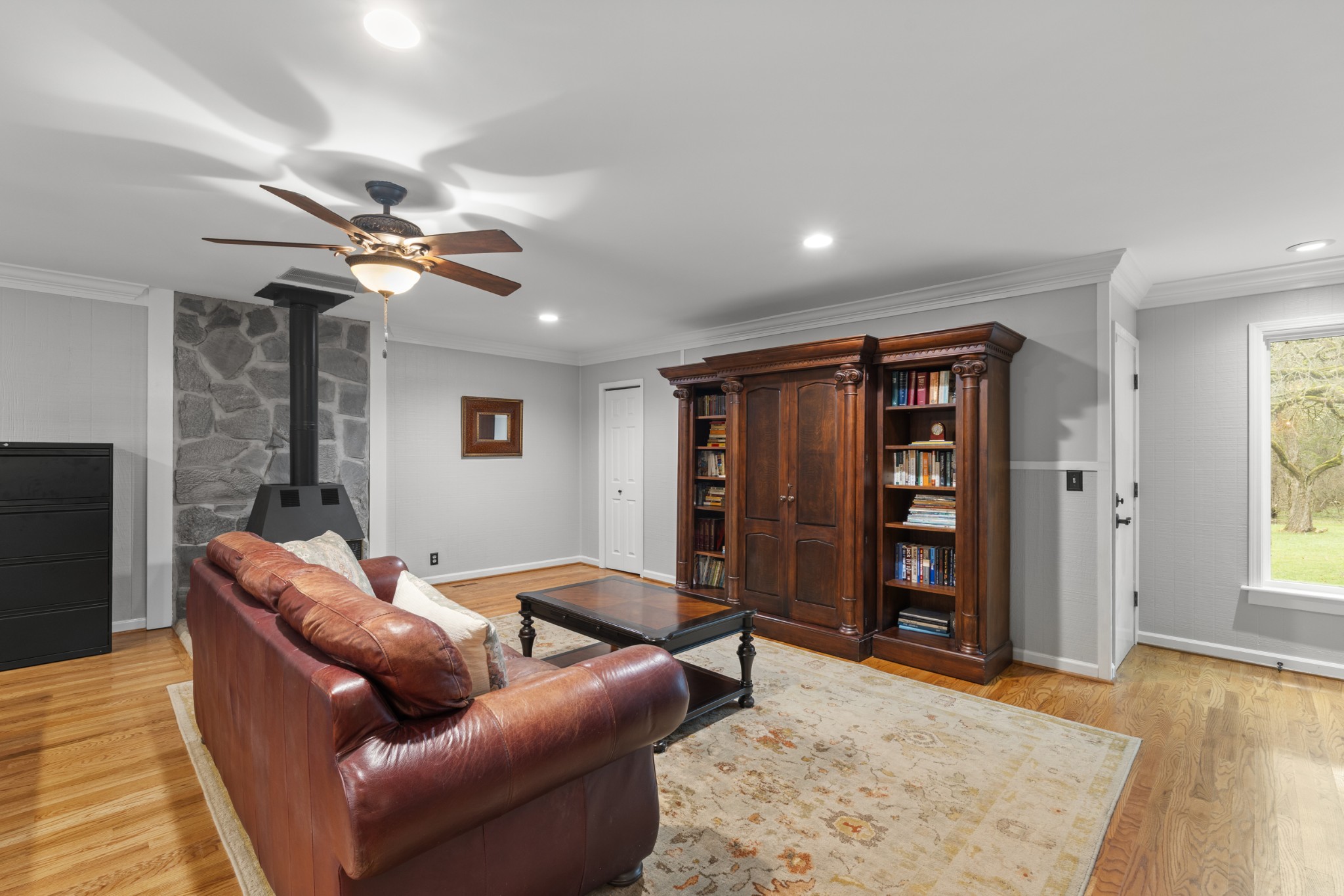 1004 Perkins Ln