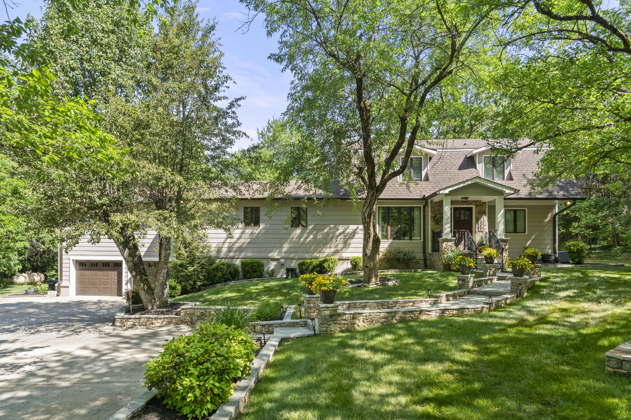 1004 Perkins Ln