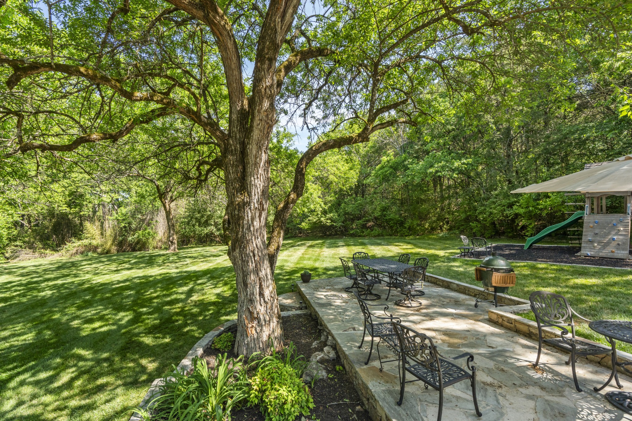 1004 Perkins Ln