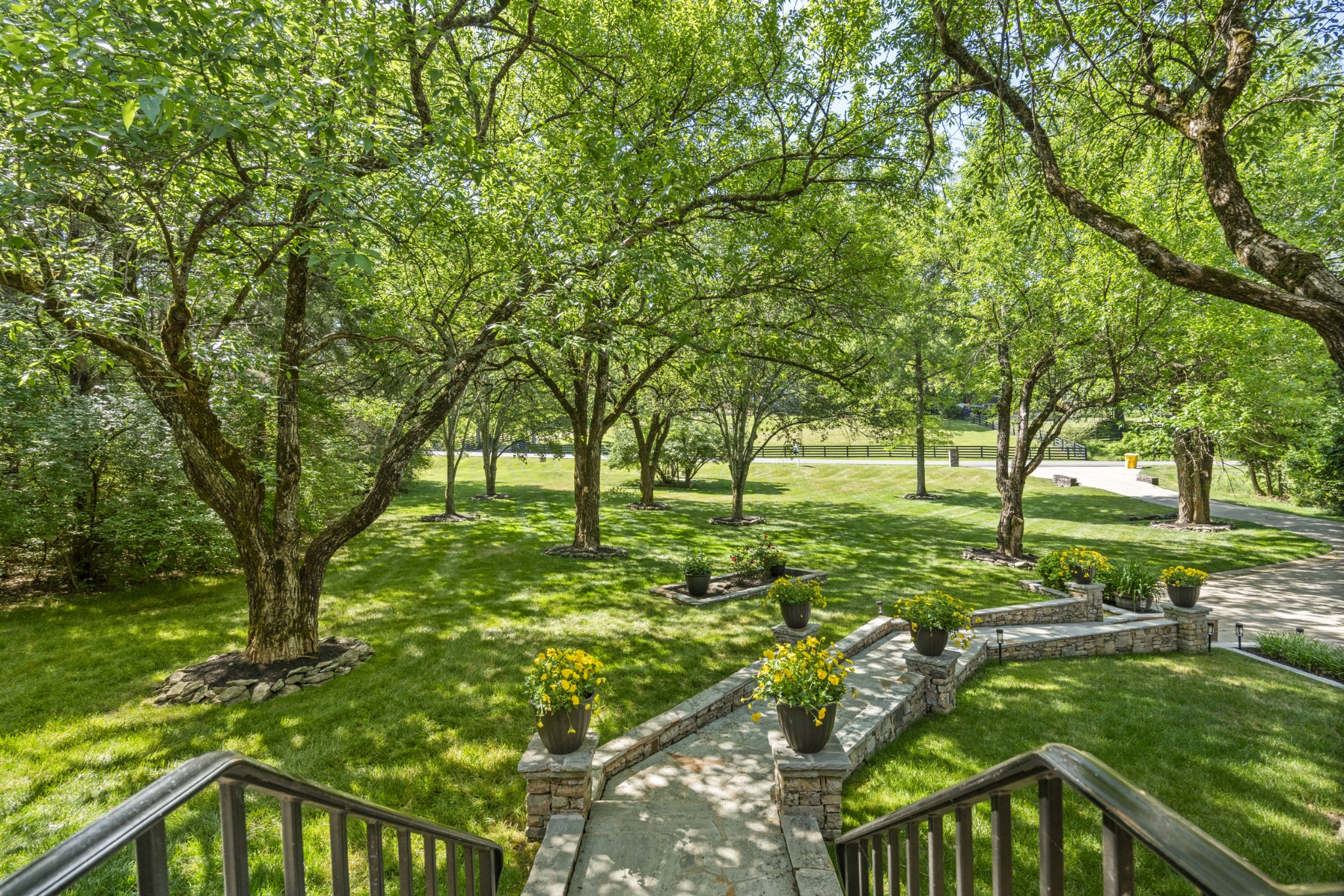 1004 Perkins Ln
