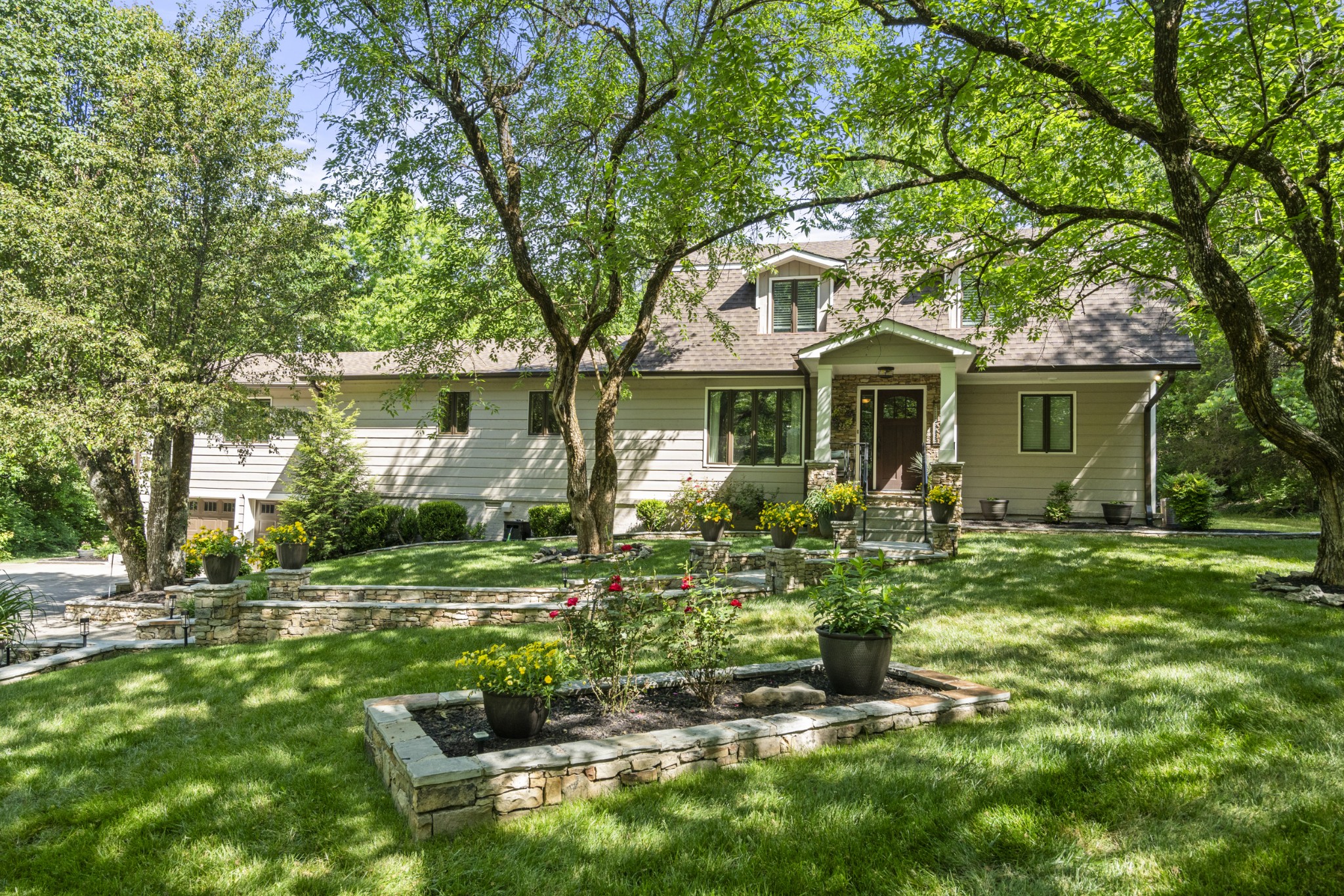 1004 Perkins Ln