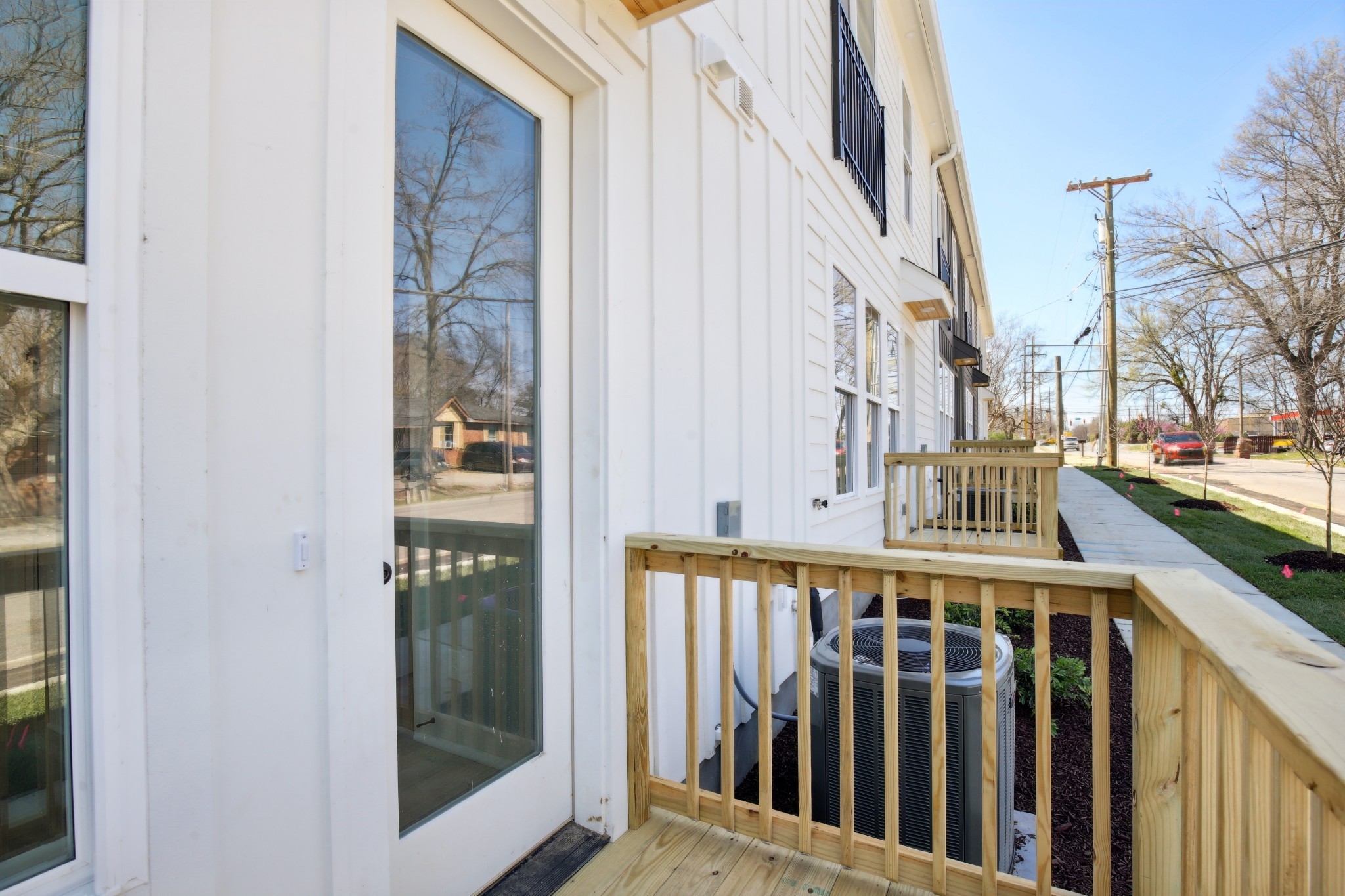 908 Anderson Ln Unit: 6