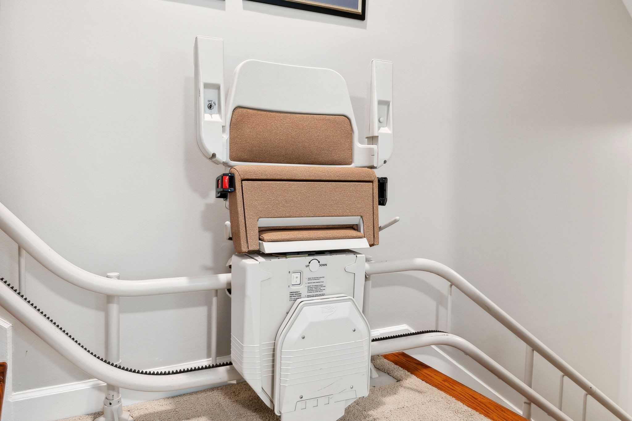 3208 Thoroughbred Dr