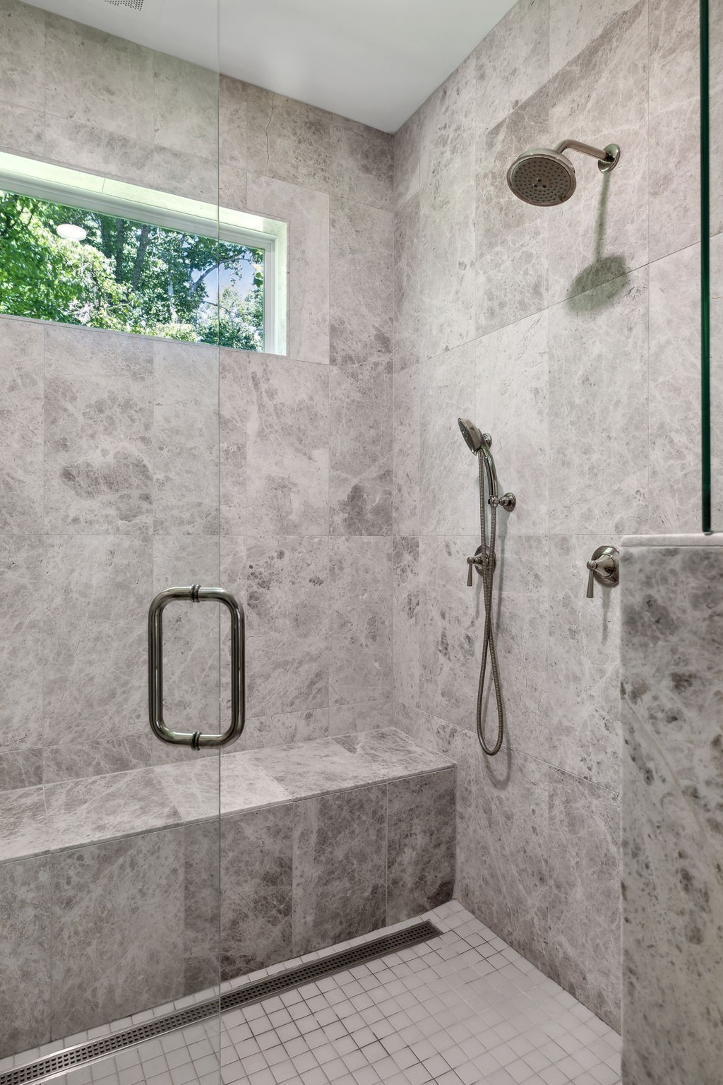 3208 Thoroughbred Dr